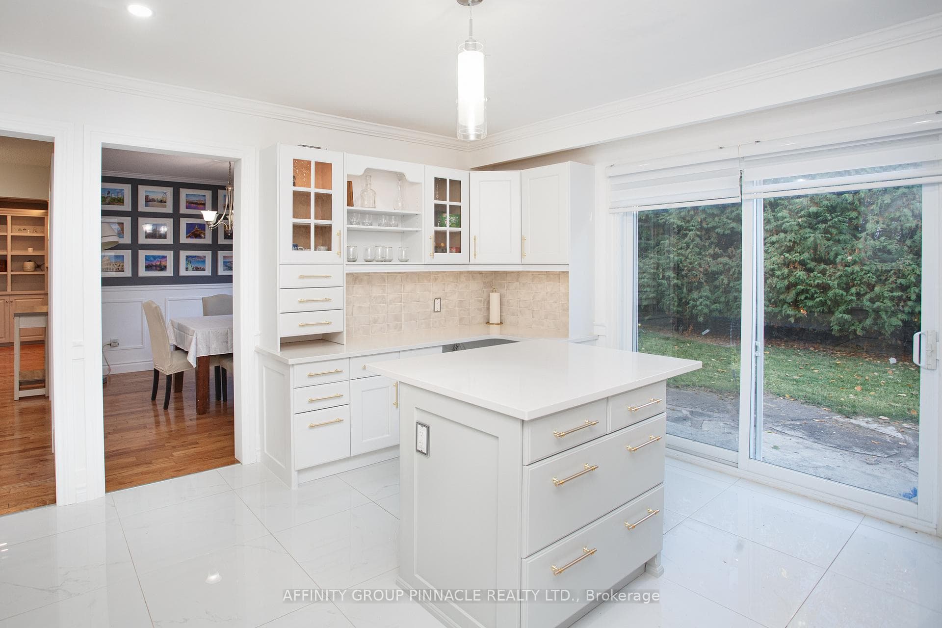 37 Parkway Avenue photo 16