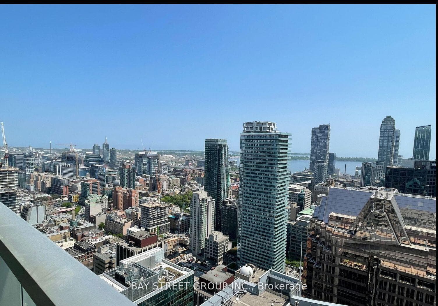 197 Yonge Street Unit 3908 photo 10