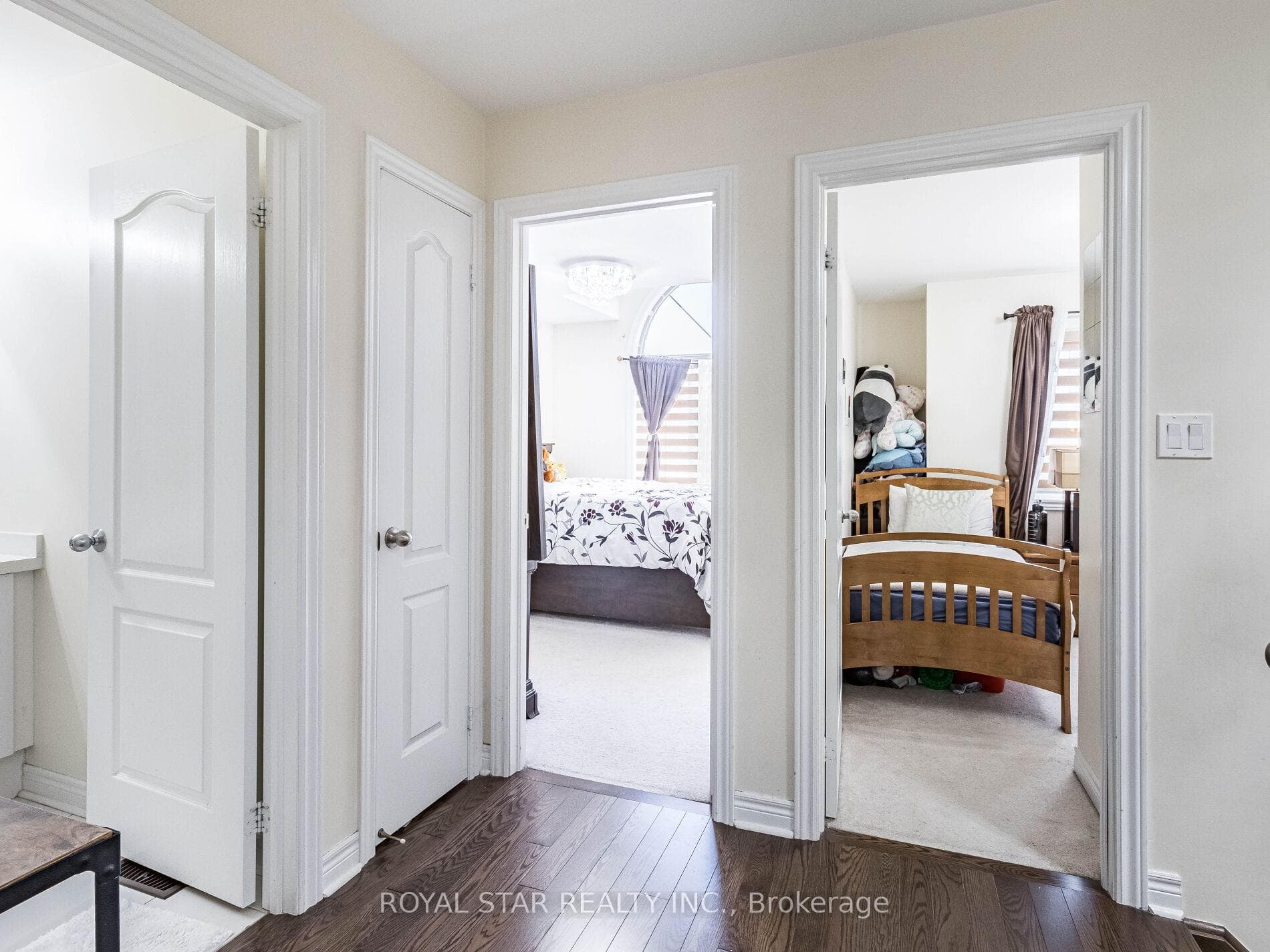 242 Inspire Boulevard photo 29
