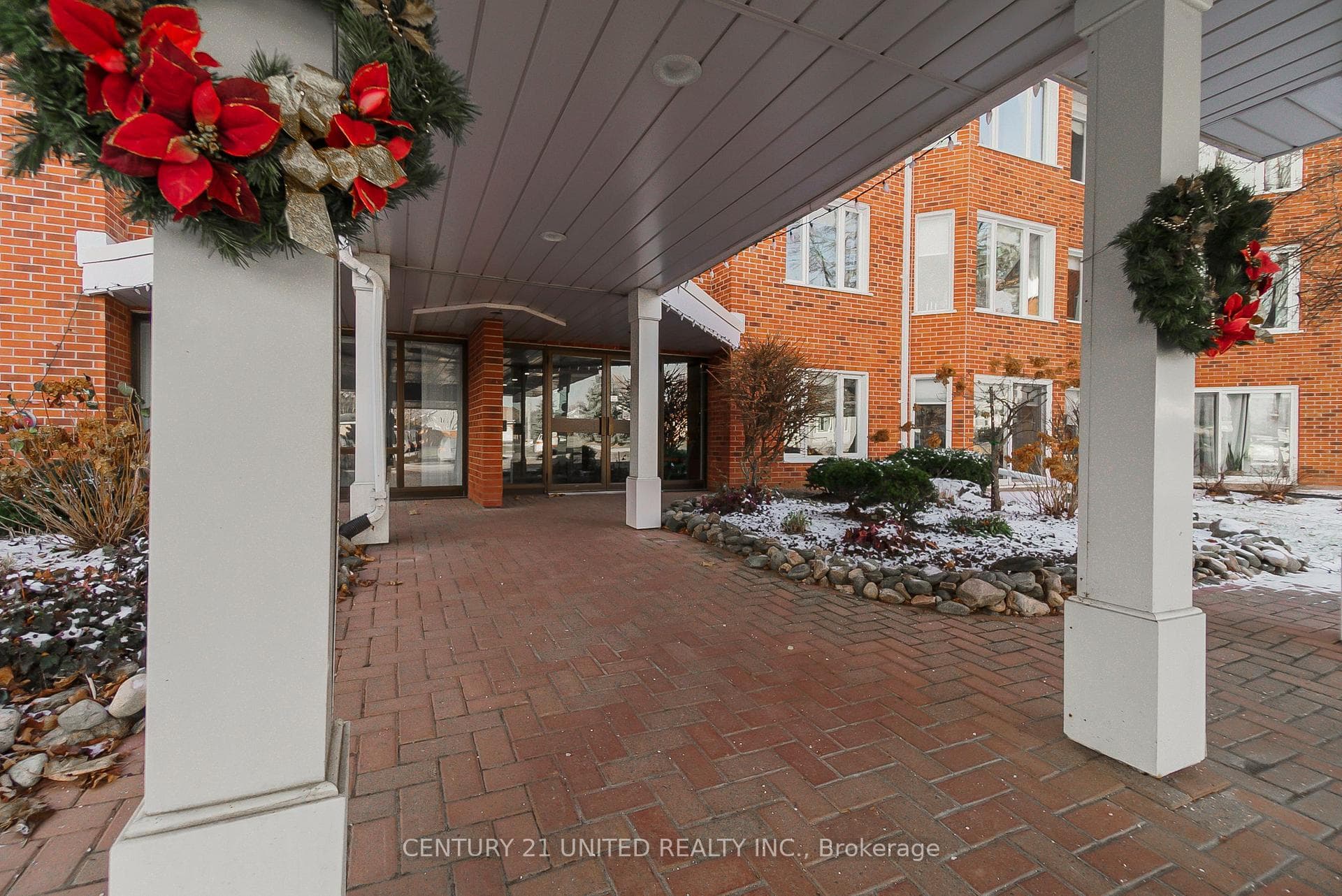 1 Heritage Way Unit 207 photo 2