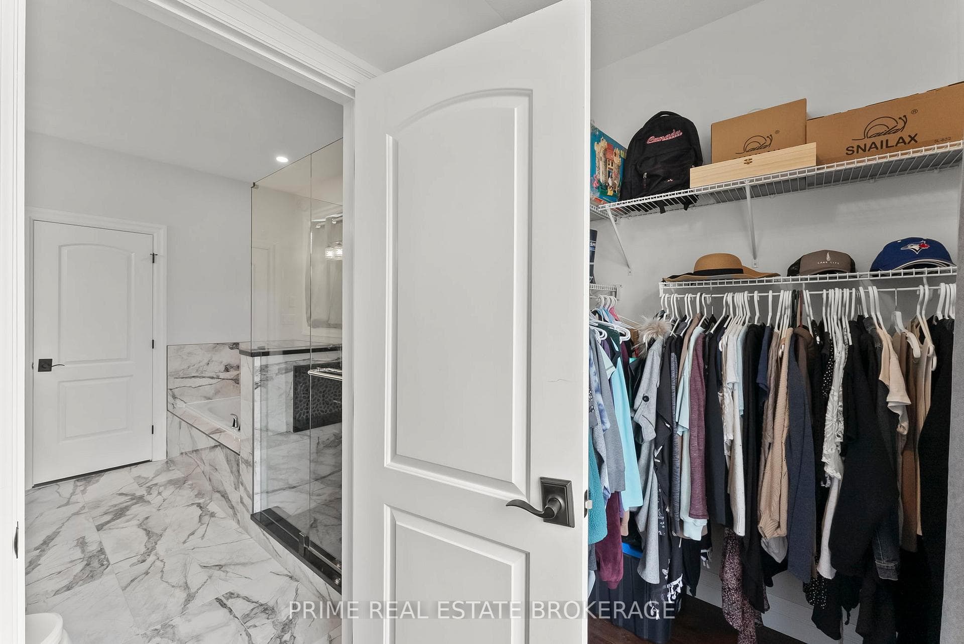 939 Bogdanovic Way photo 19