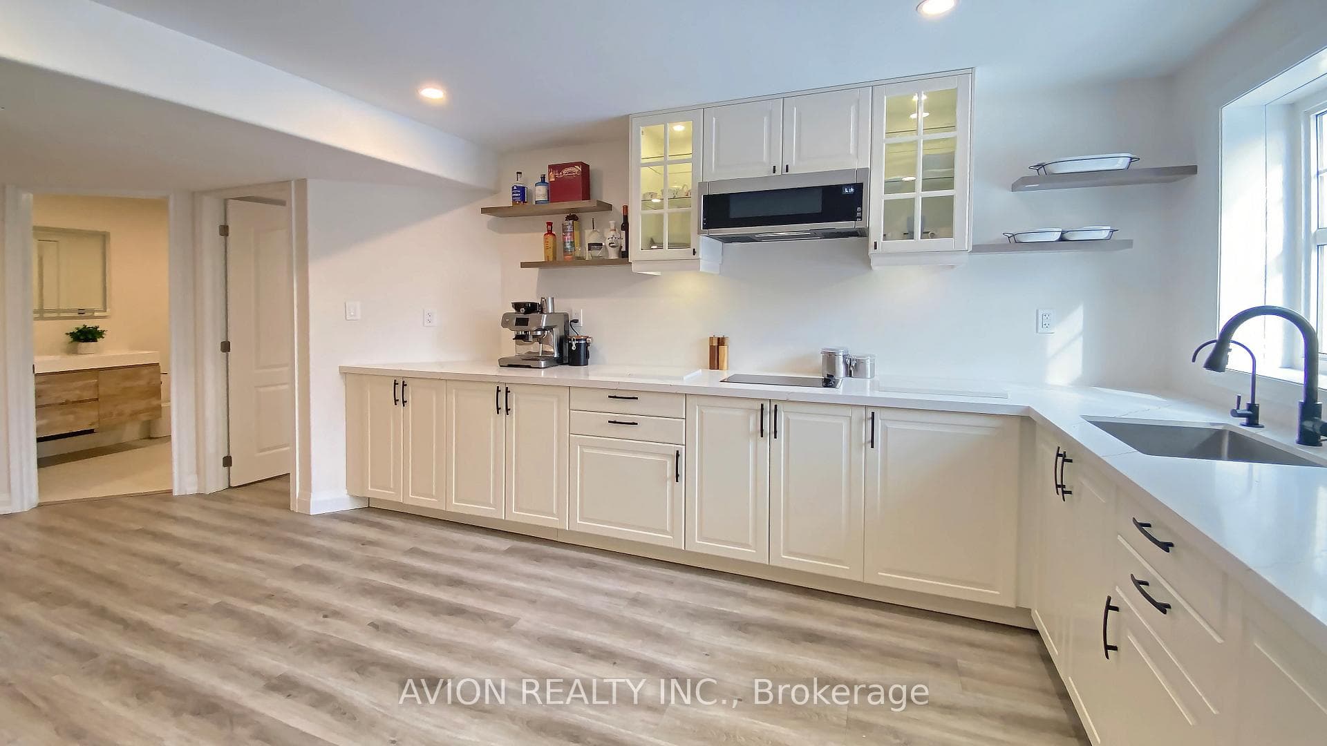 463 Wettlaufer Terrace photo 37
