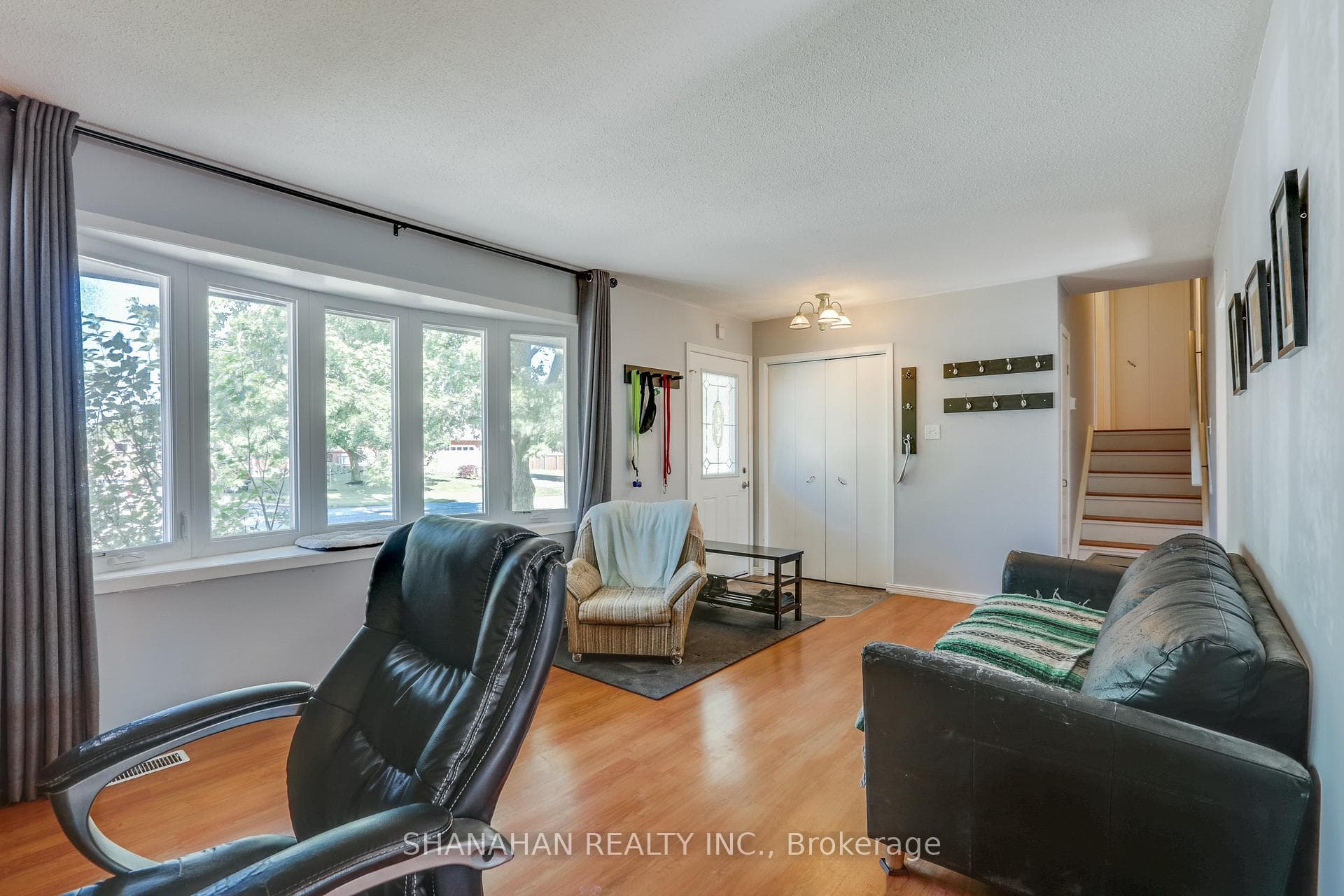 83 Machenry Street photo 5