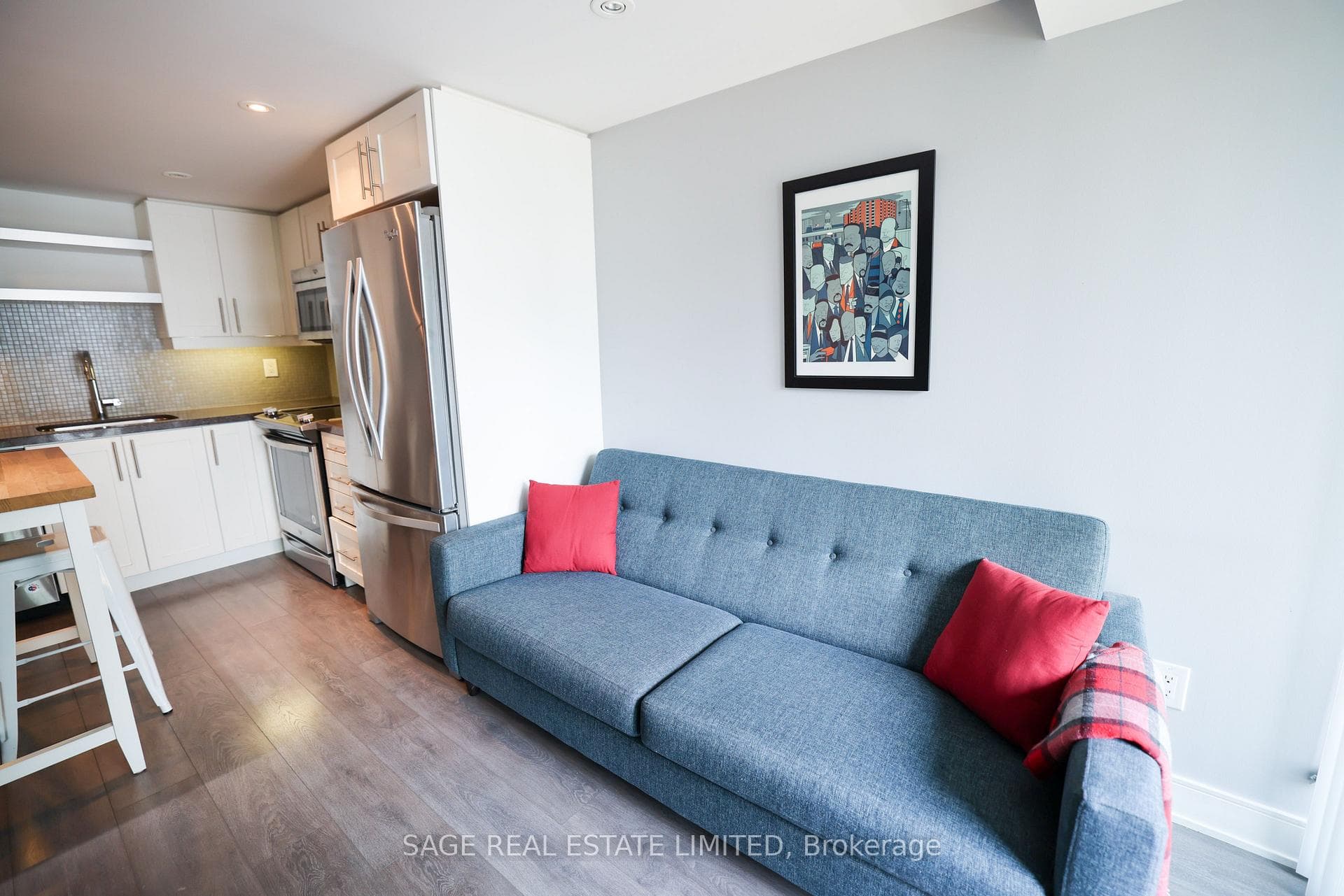 525 Adelaide Street Unit 1702 photo 8