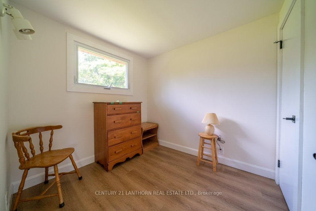 10 Cowan Road photo 33
