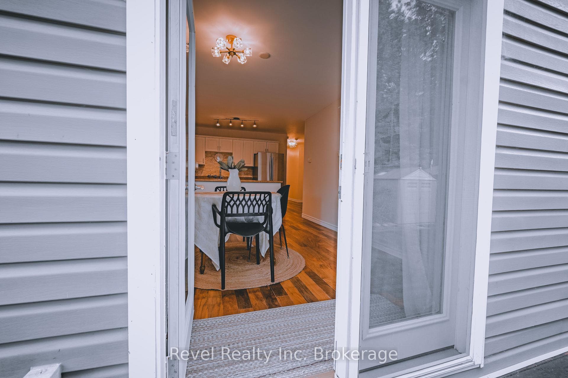 256 Thelma Avenue photo 27