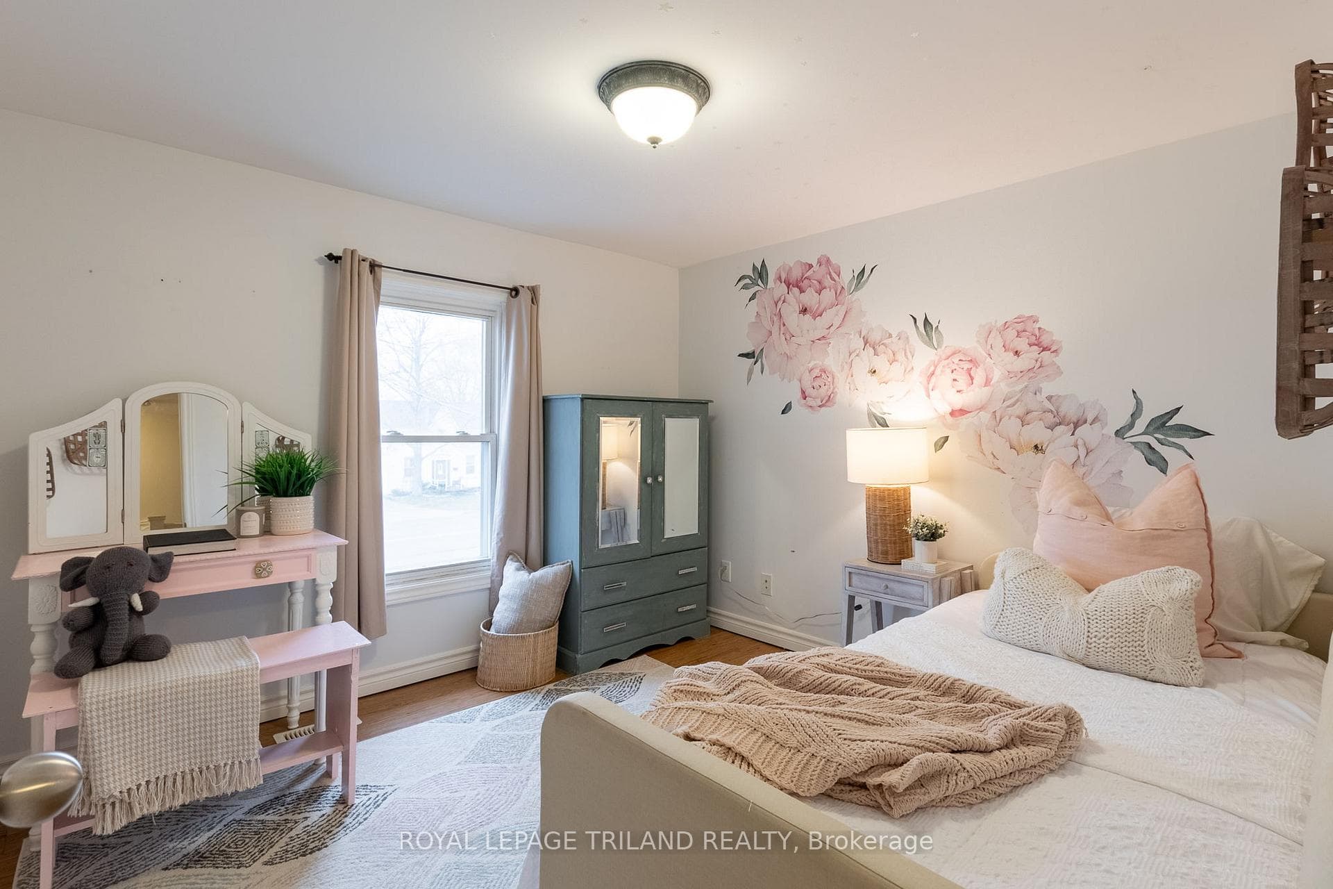 4512 Colonel Talbot Road photo 25