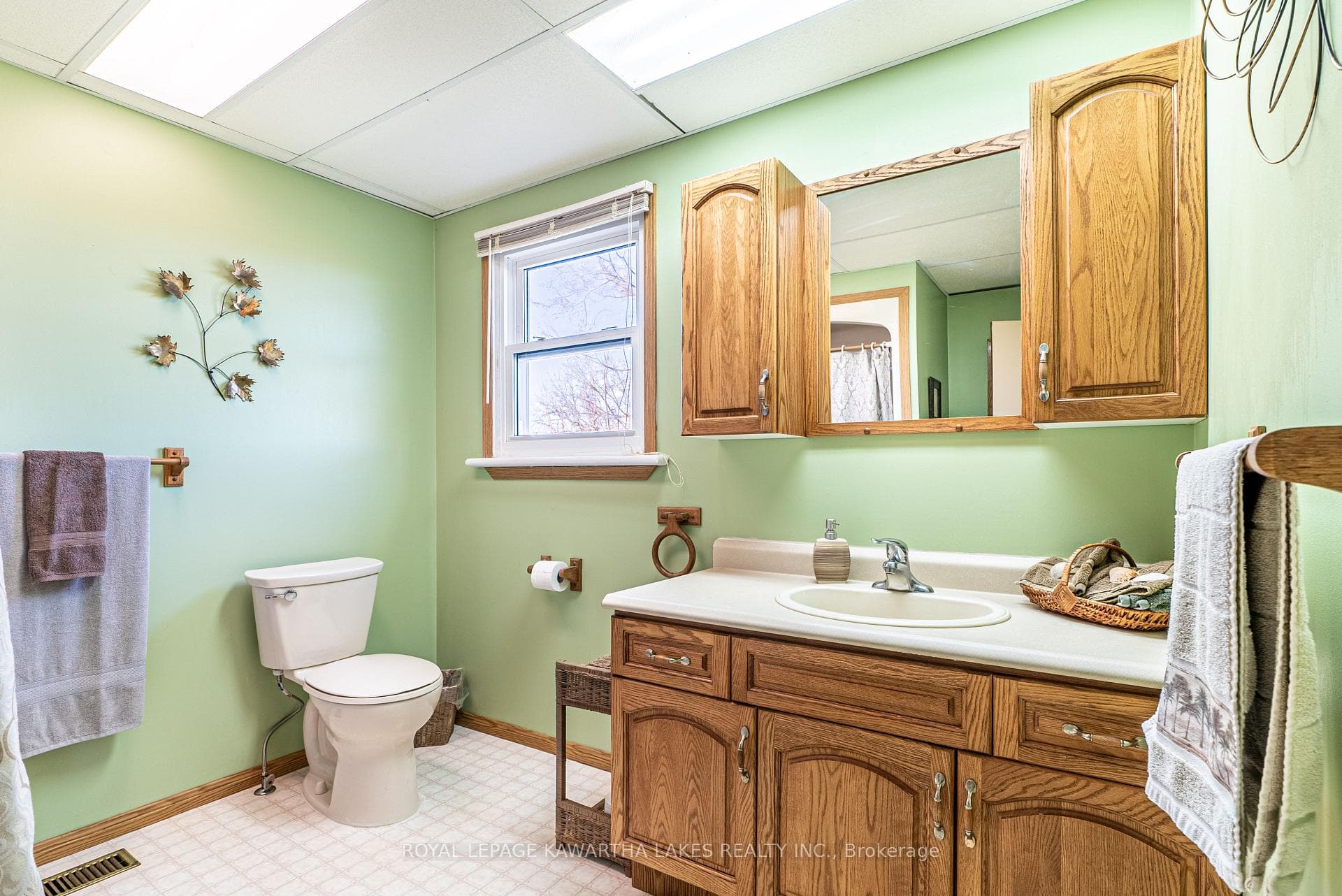 536 Cambray Road photo 21