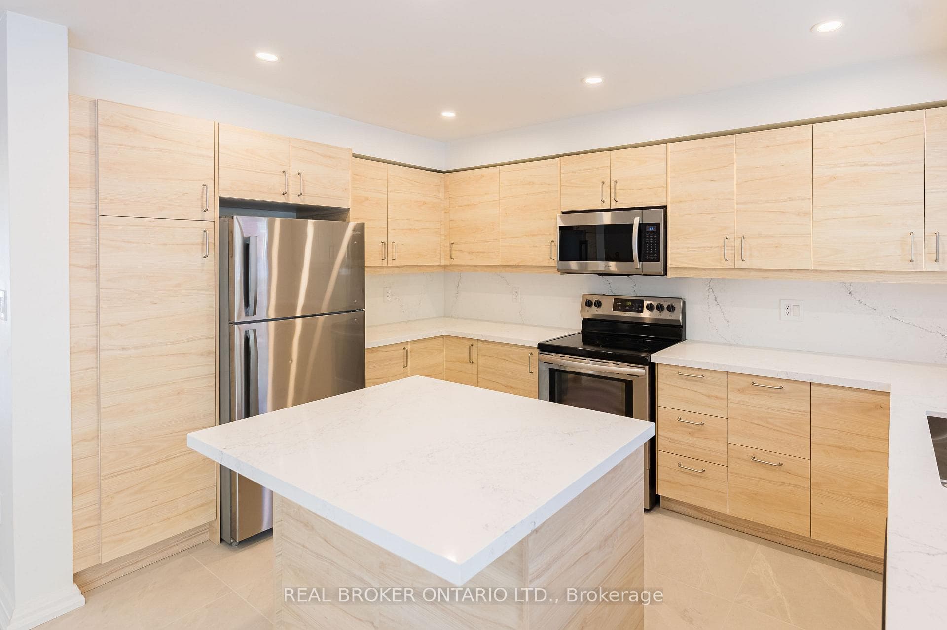 25 Arundel Drive photo 10