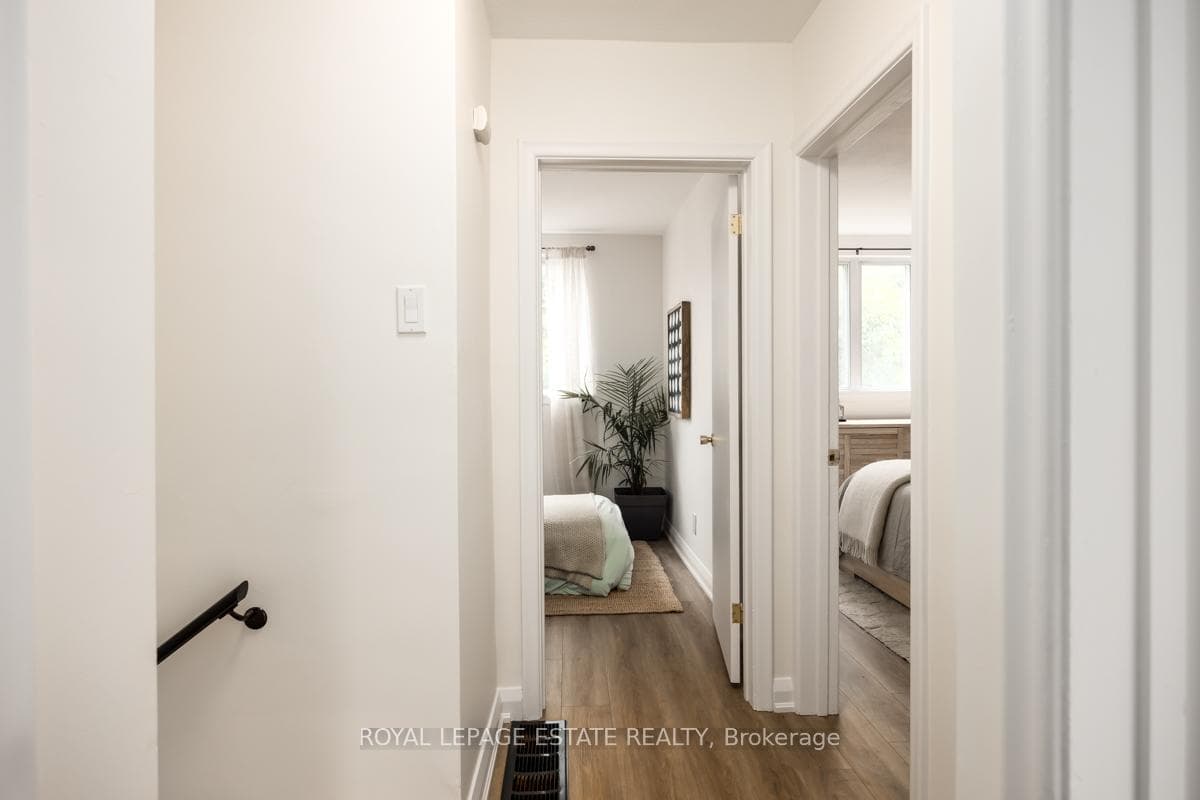 3 Bedrooms Upstairs
