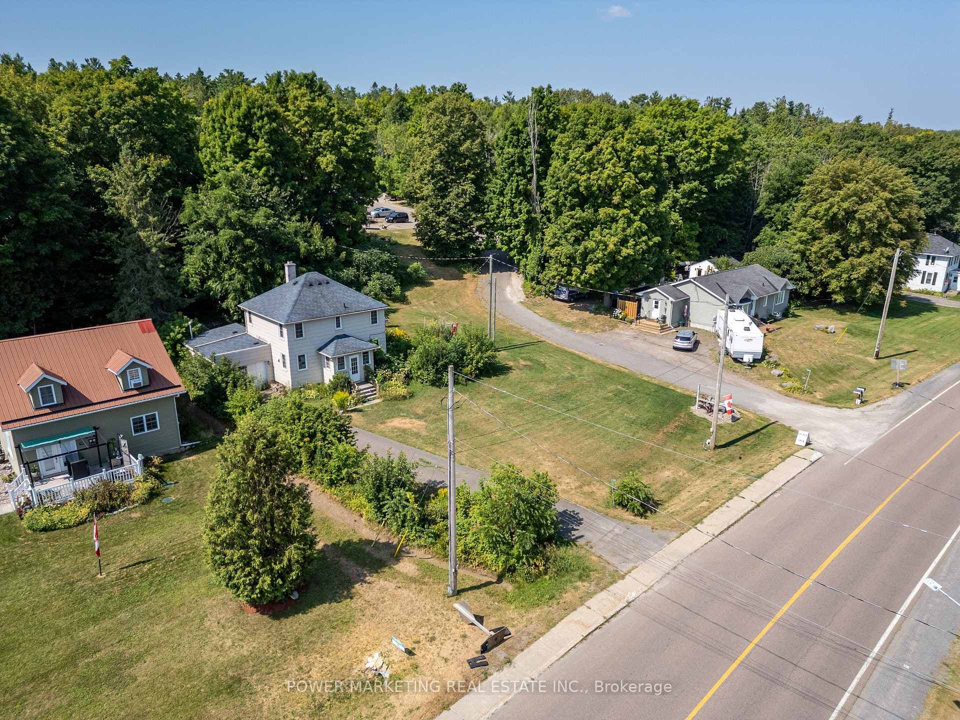 979 RIVER Road photo 23