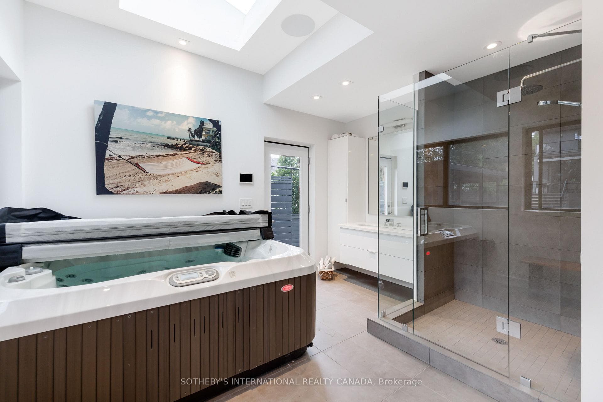 5 Hartfield Road photo 11