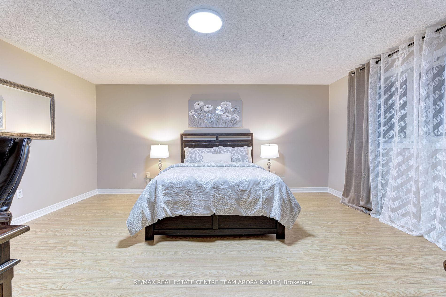 3529 Stonecutter Crescent photo 16