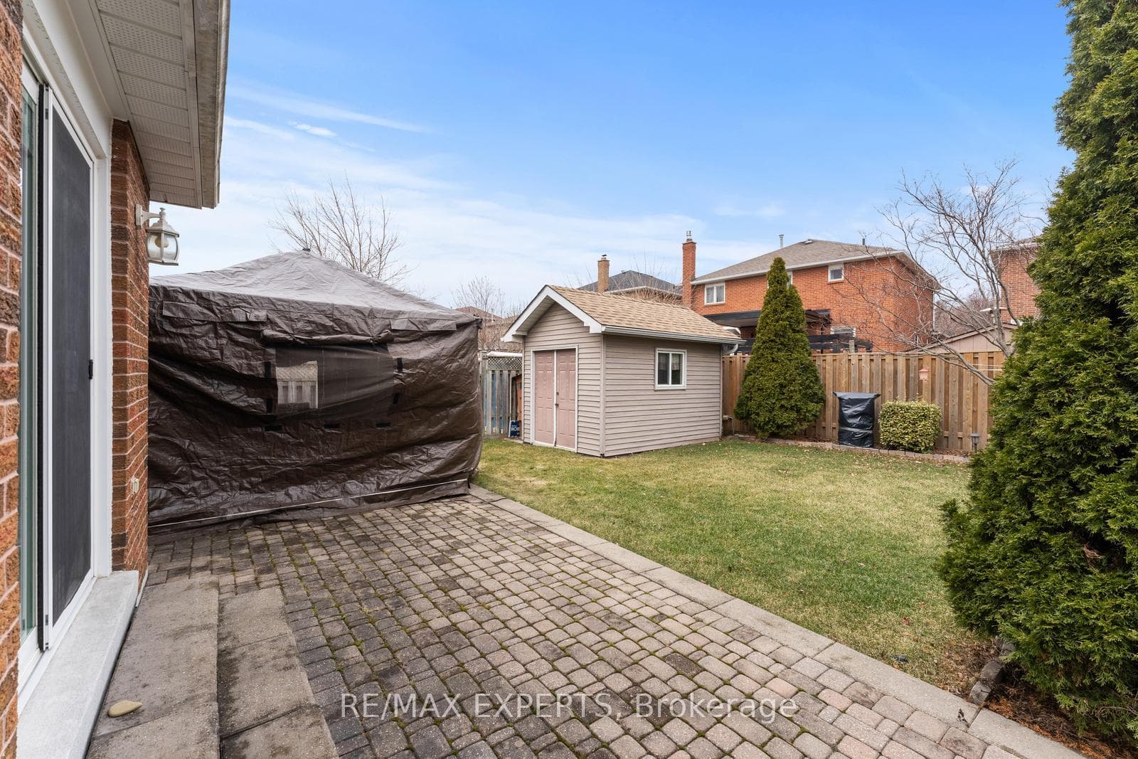 130 Pentland Crescent photo 35