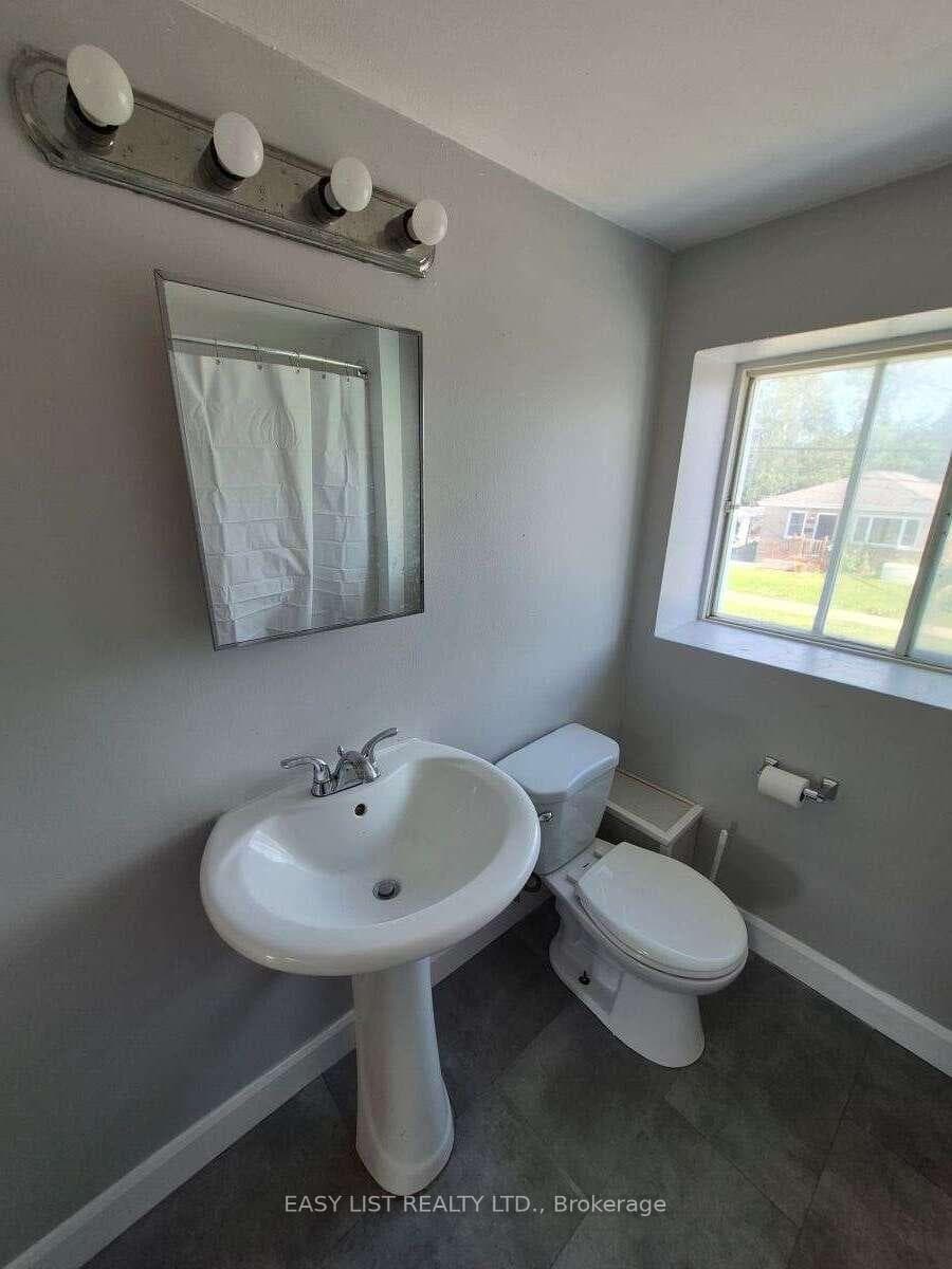 850 St Marys Street photo 25