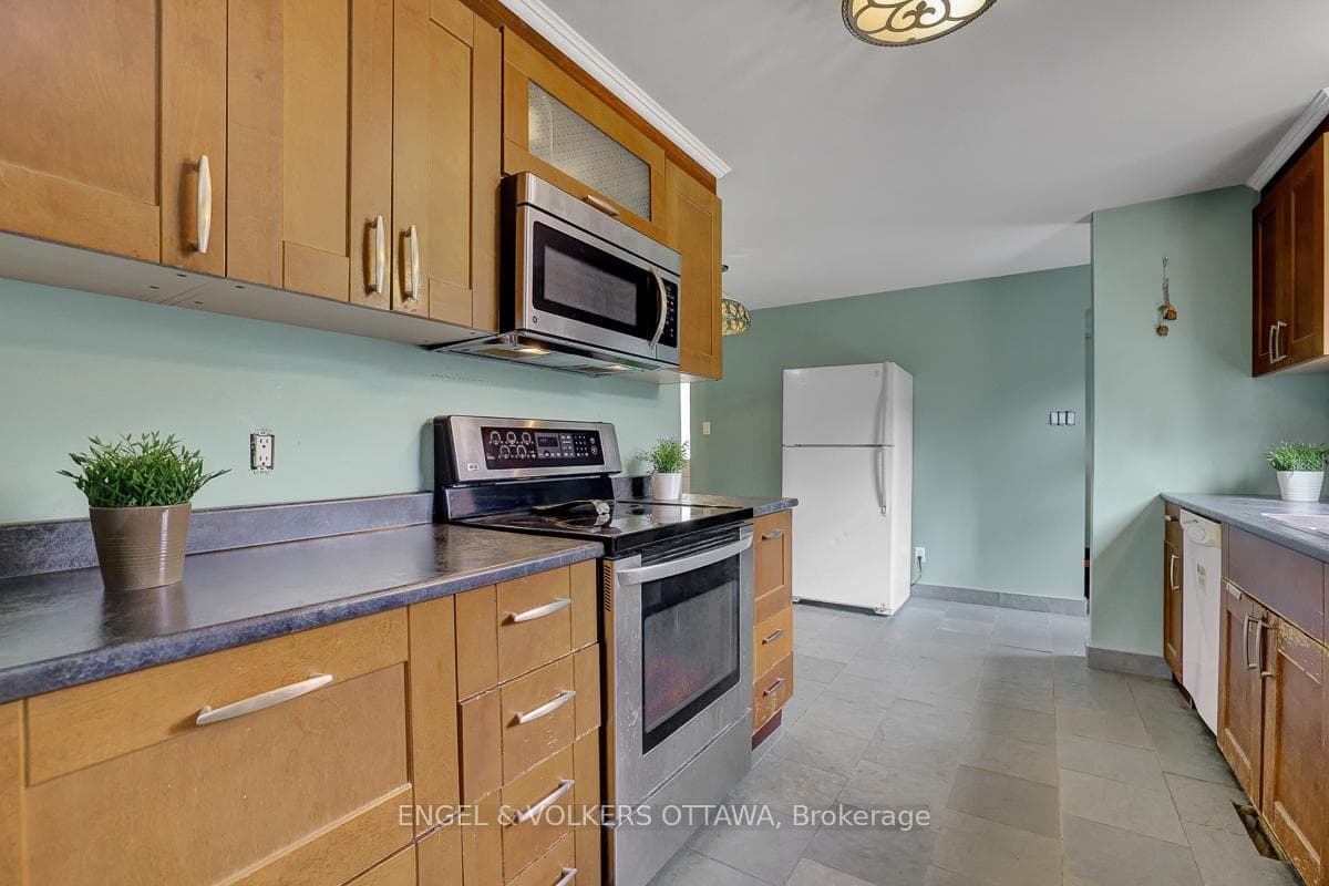 1844 Prestwick Drive photo 15