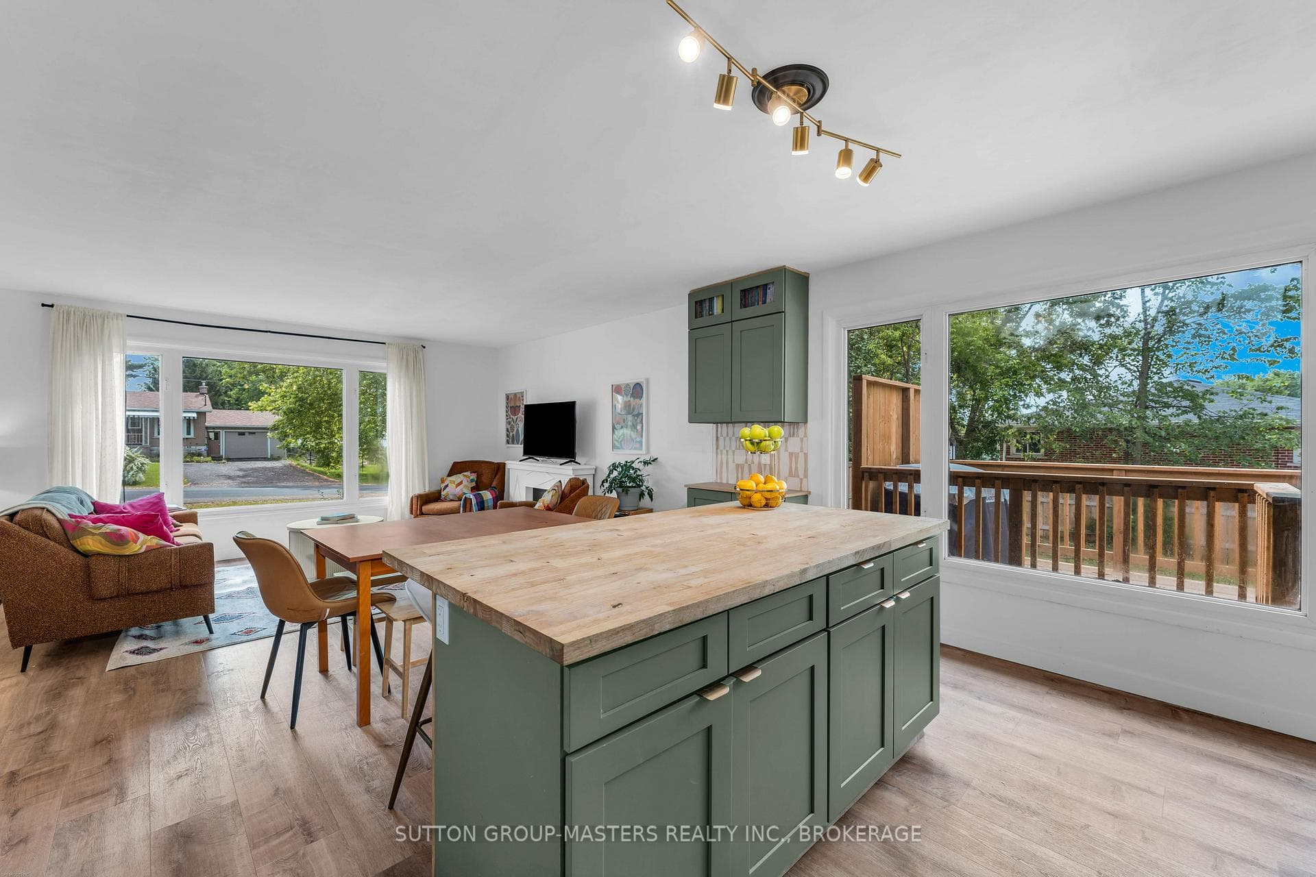 4401 Notre Dame Street photo 11