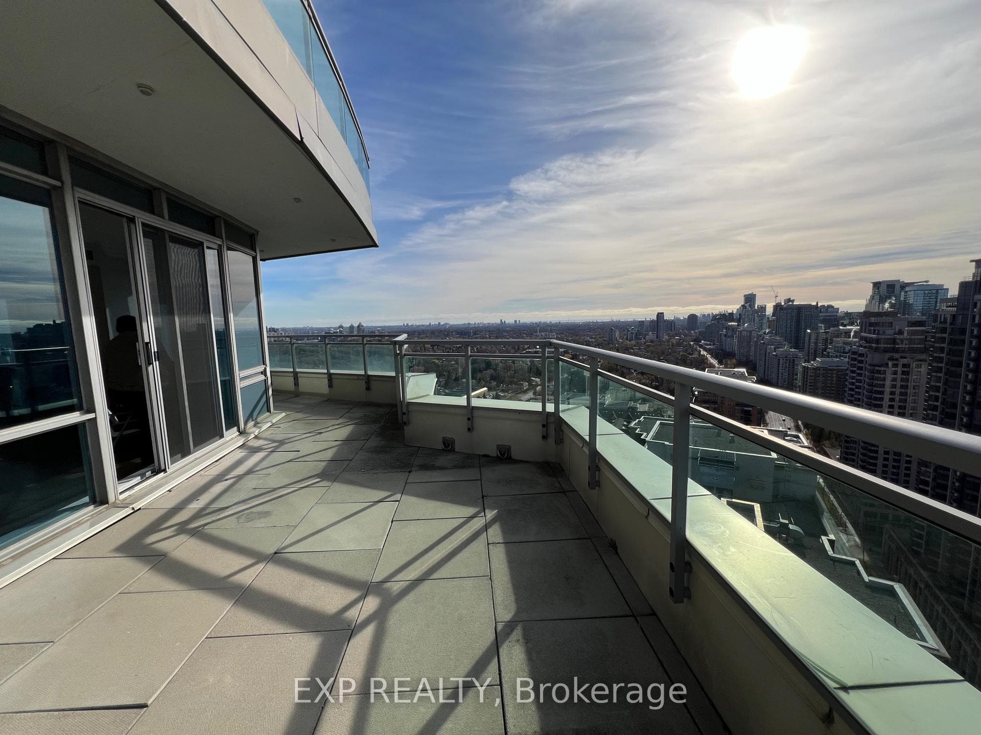 60 Byng Avenue Unit LPH06 photo 7