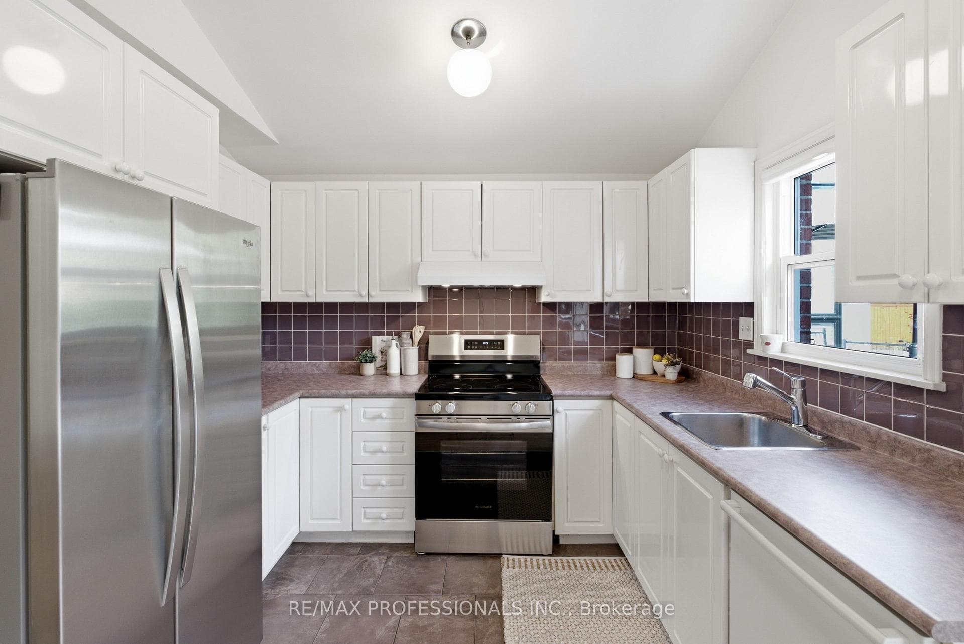 89 Glen Agar Drive photo 17