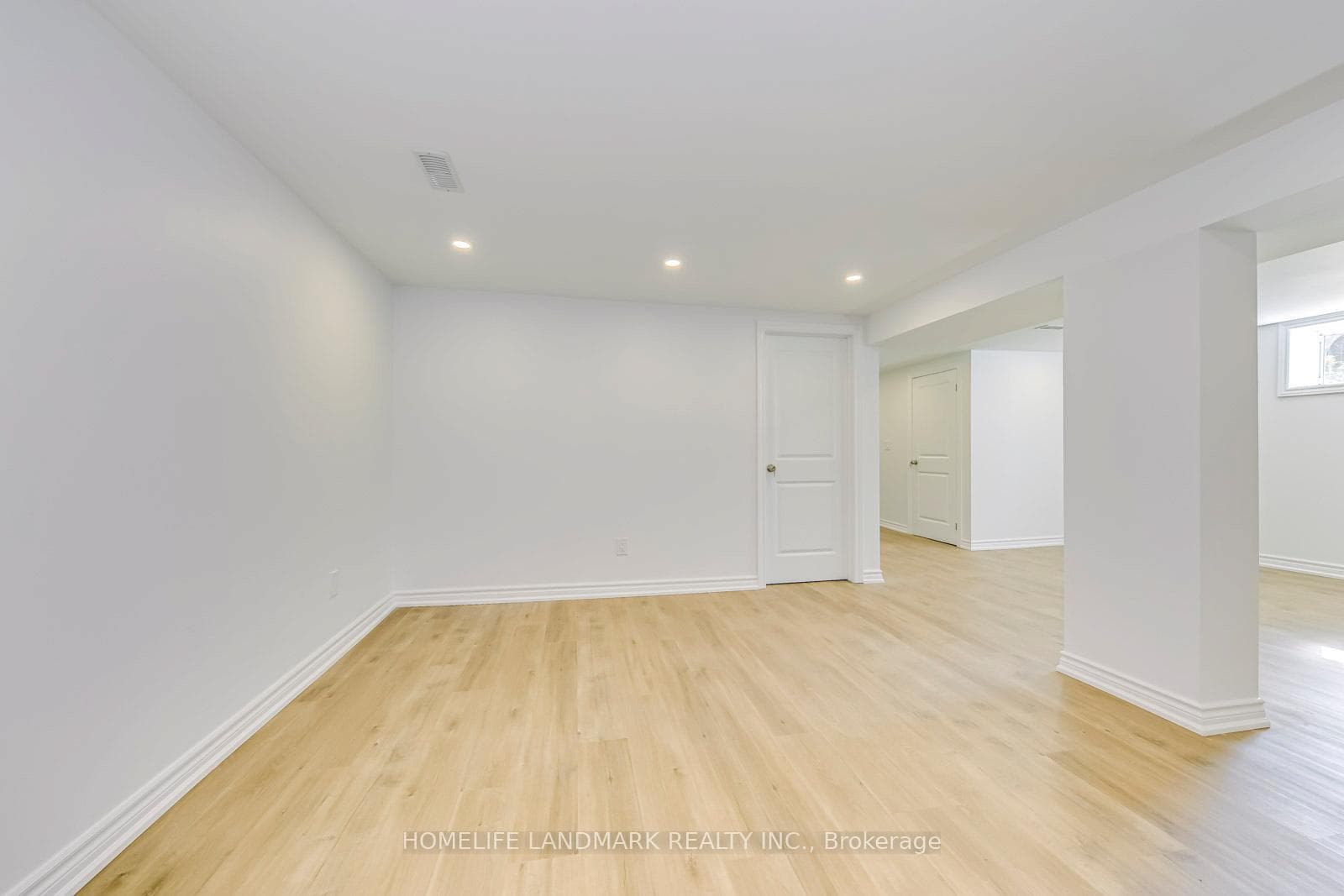 146 Manning Avenue photo 23