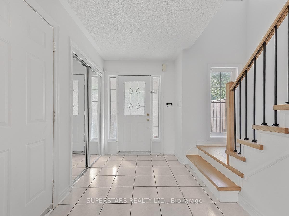 43 Cathmar Drive photo 20