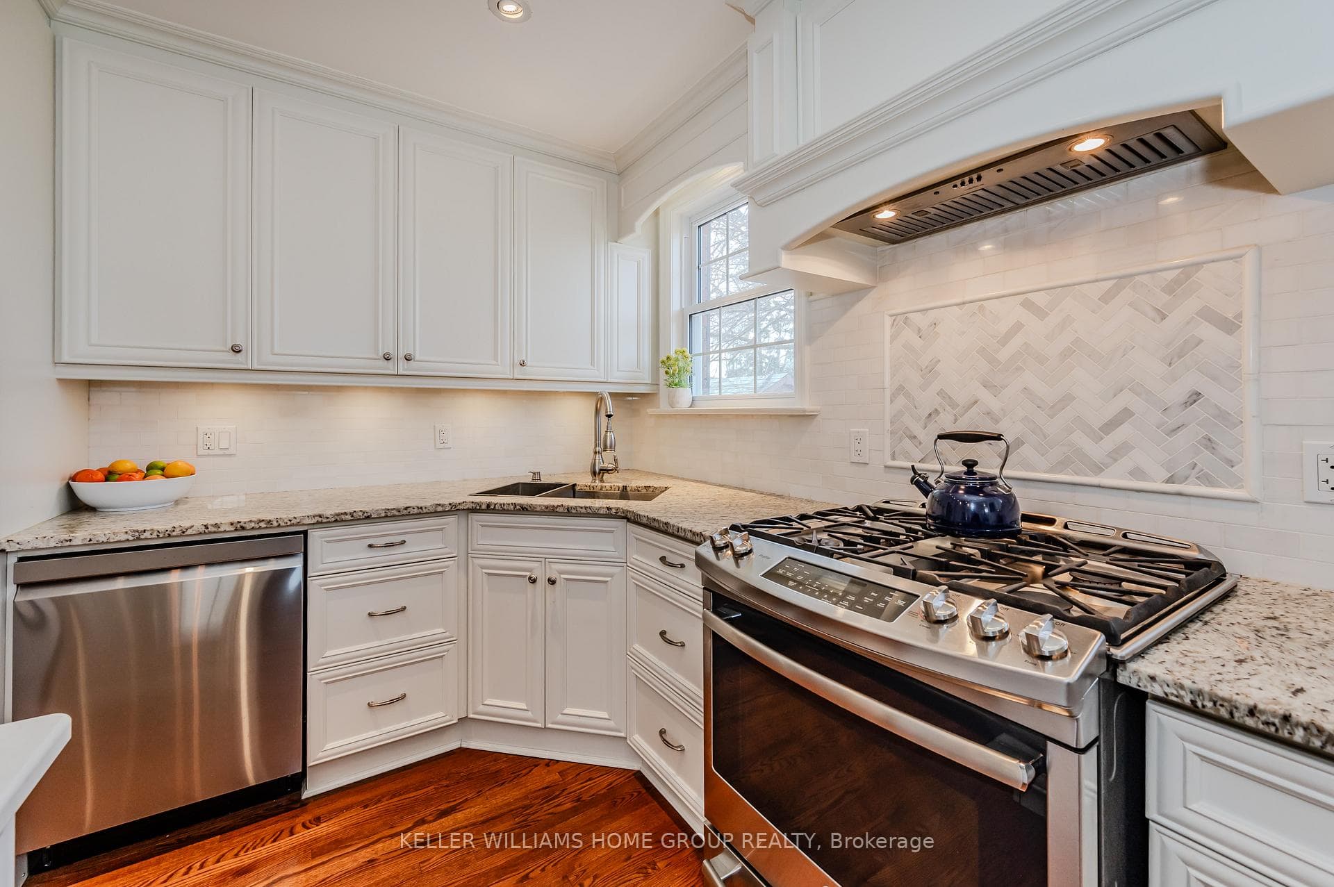 18 Lowrey Avenue photo 14