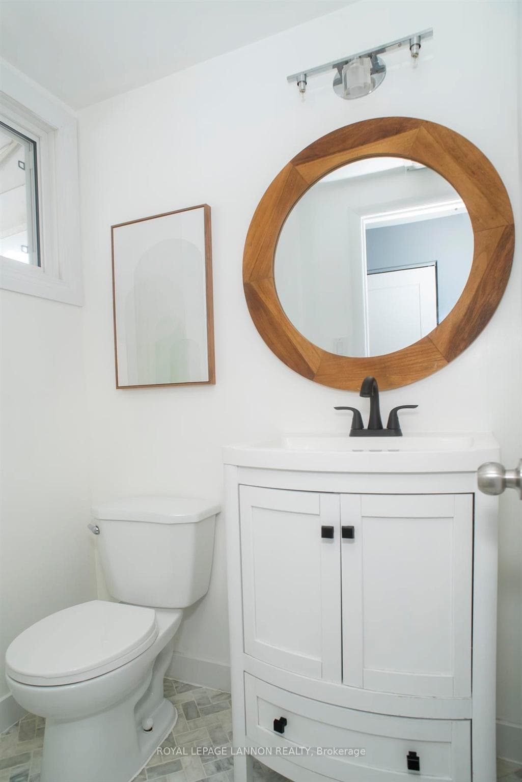 283 HINTON Avenue photo 24