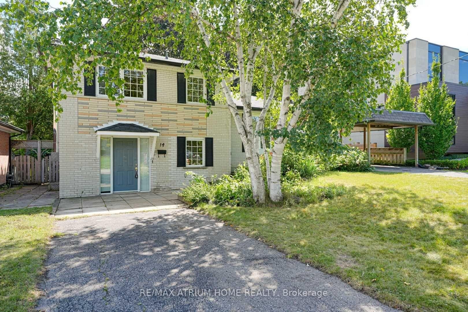 14 Lincoln Green Drive photo 1