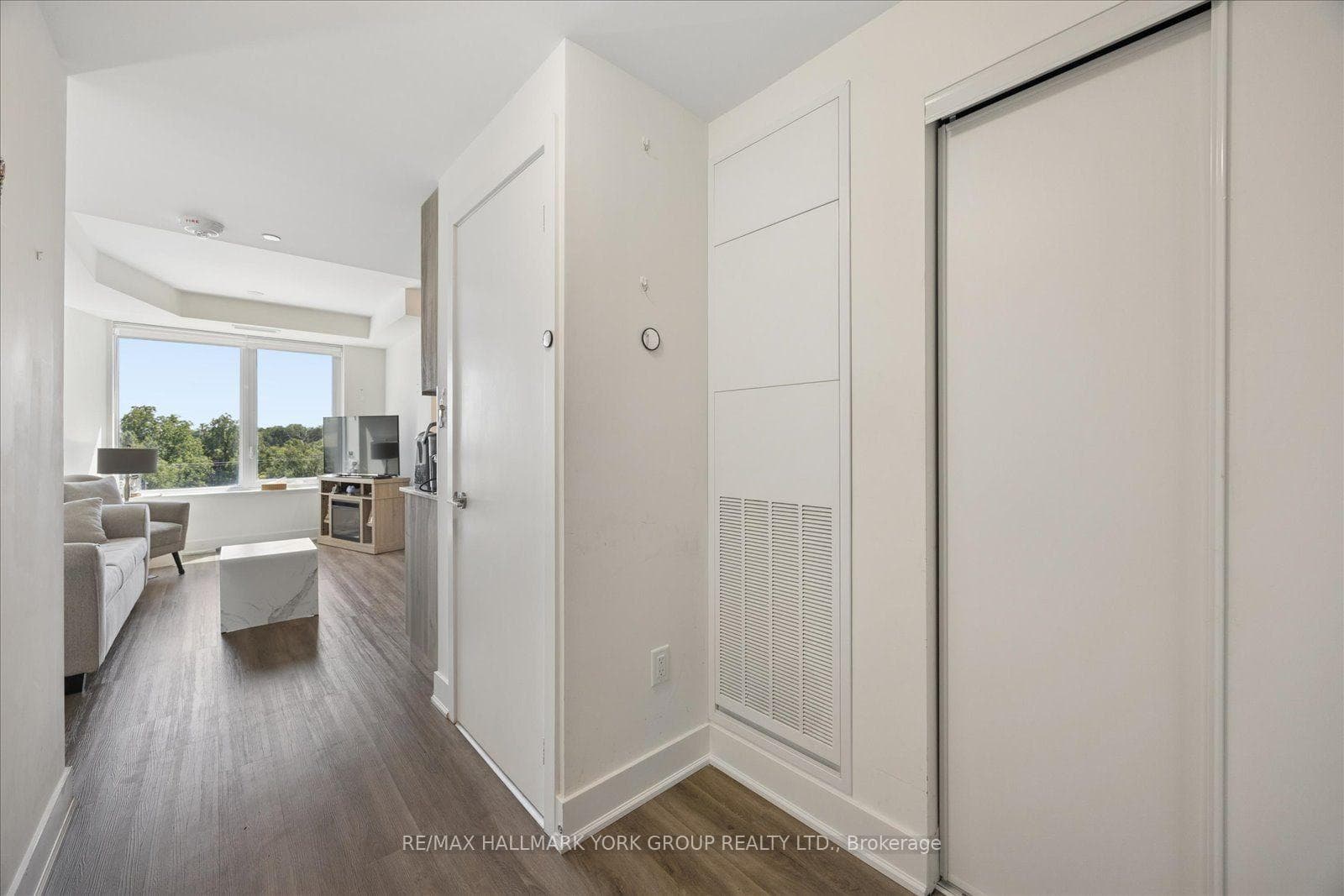 185 Deerfield Road Unit 420 photo 5