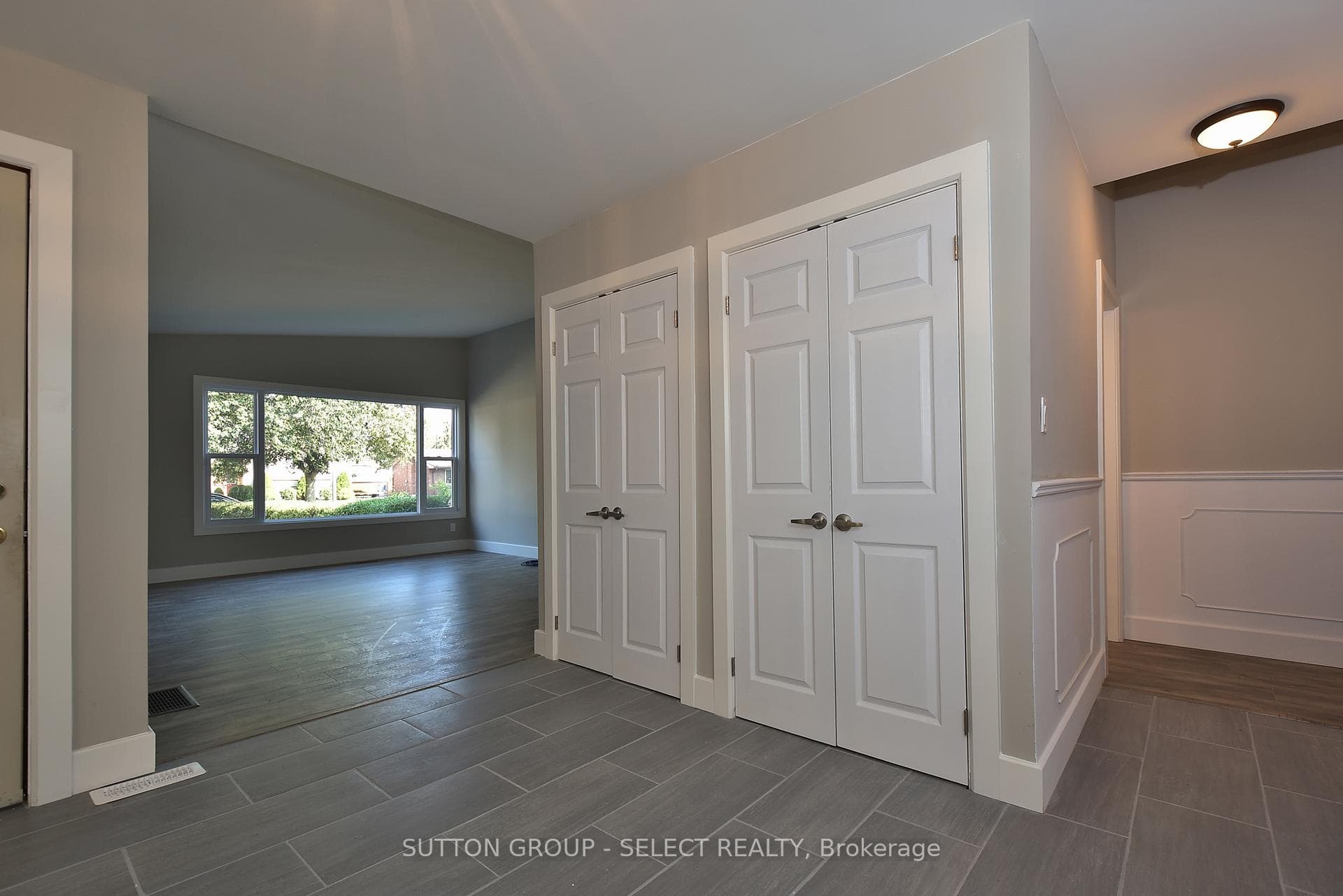 1566 Nairn Avenue photo 9