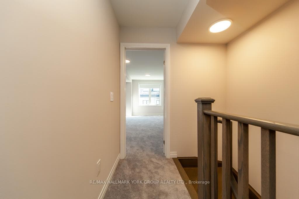 40 BAYNES Way Unit 4 photo 15