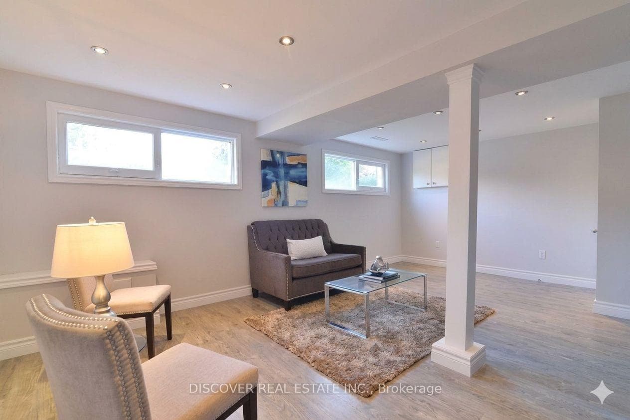 14 Donata Drive photo 23