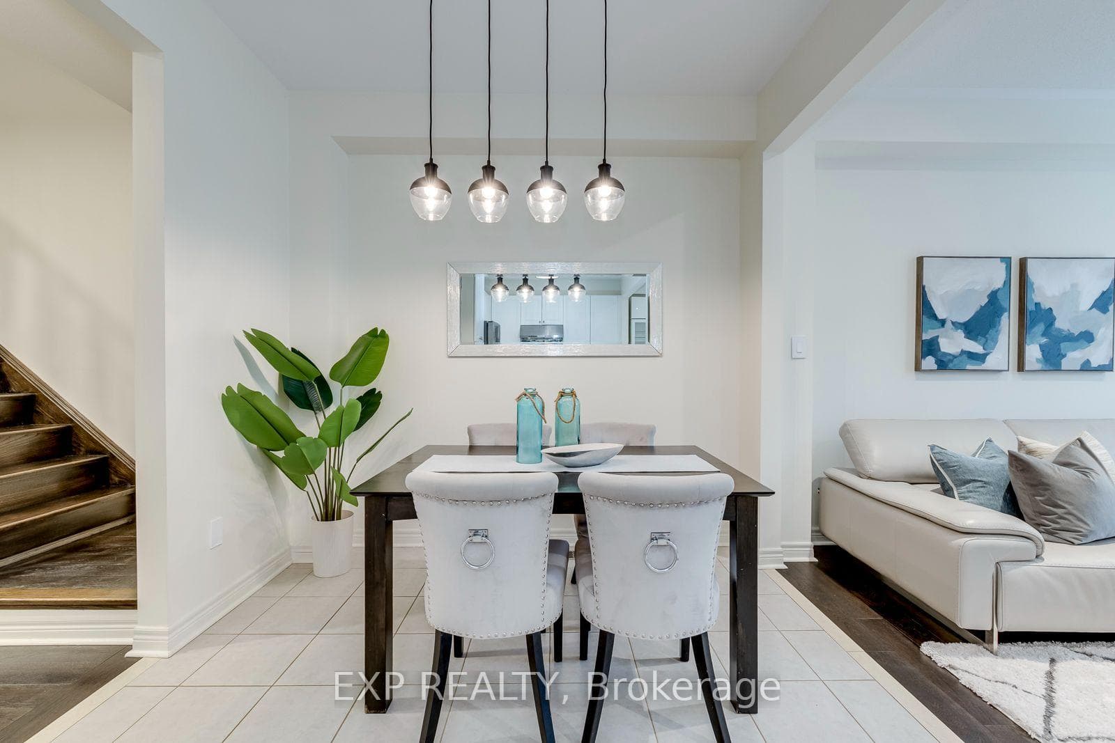 598 Bessborough Drive photo 13