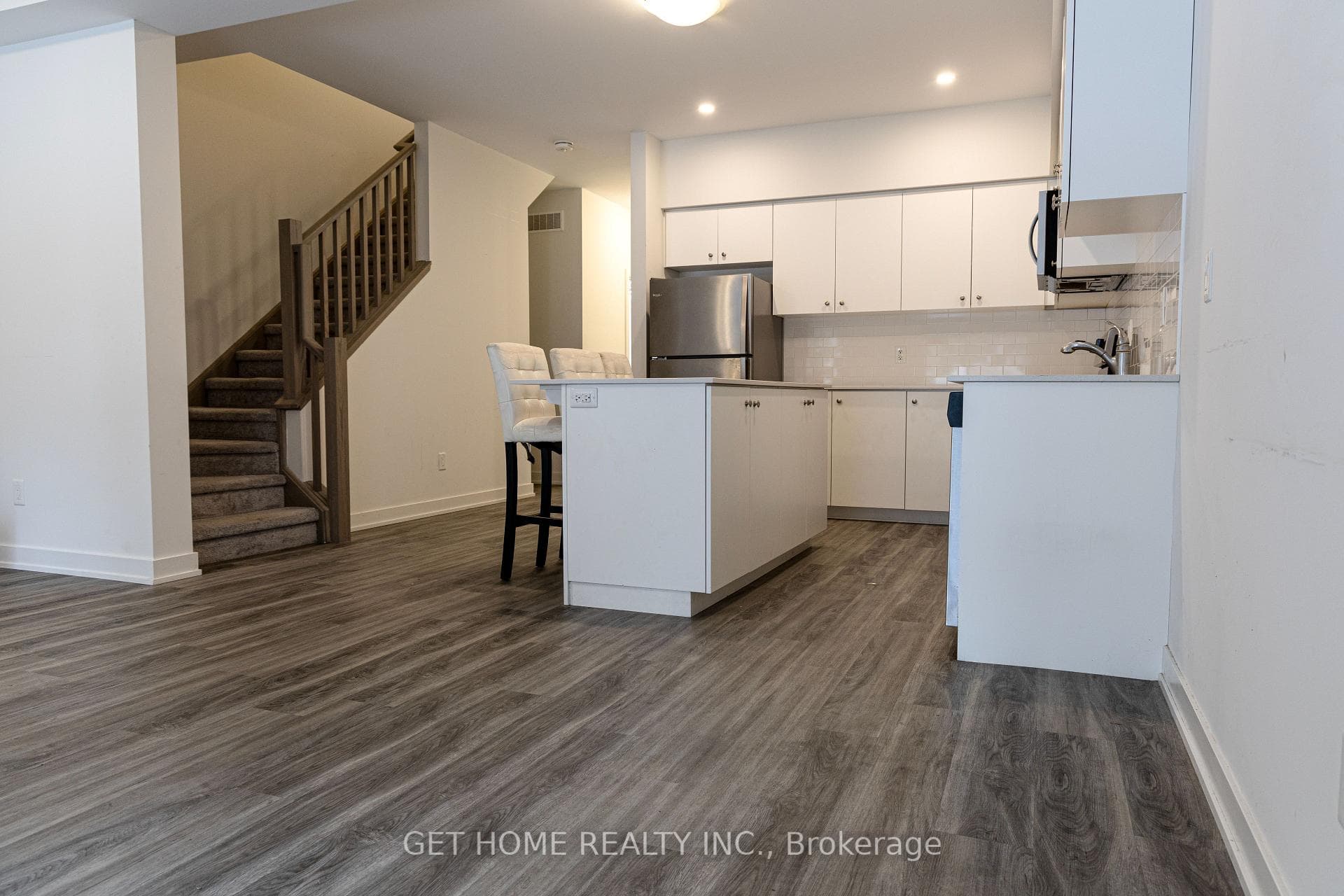 110 Fergus Avenue Unit 38 photo 7