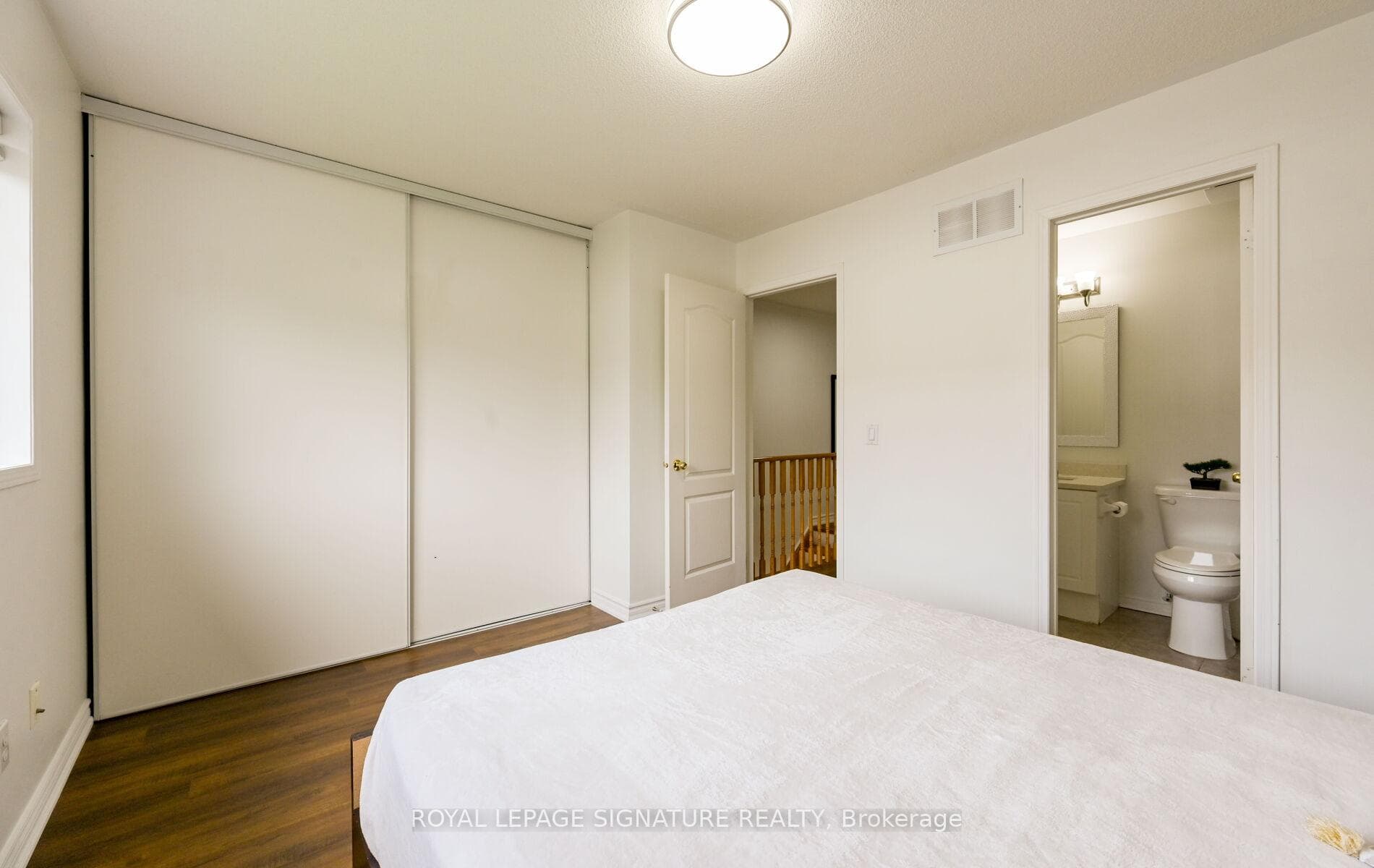 3020 Cedarglen Gate Unit 21 photo 18