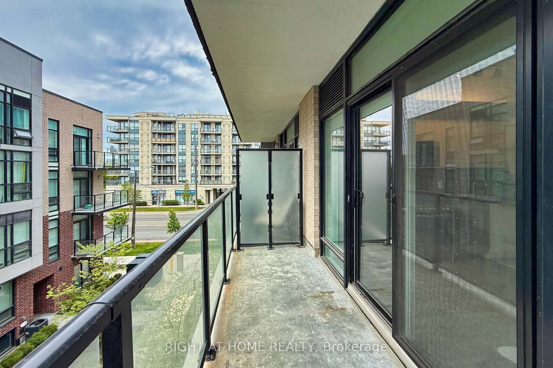871 Sheppard Avenue Unit 33 photo 13