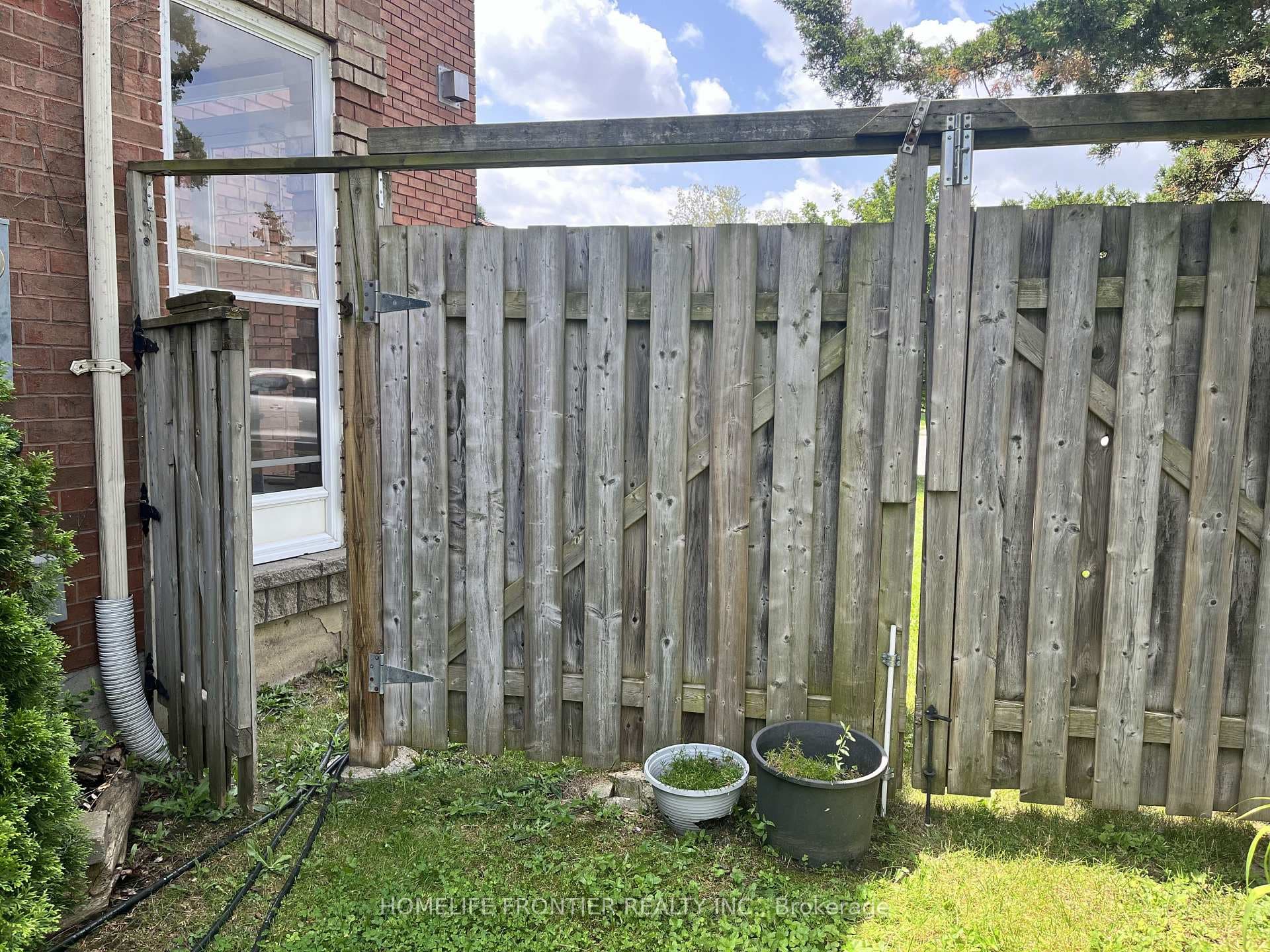 36 Tamara Drive photo 44