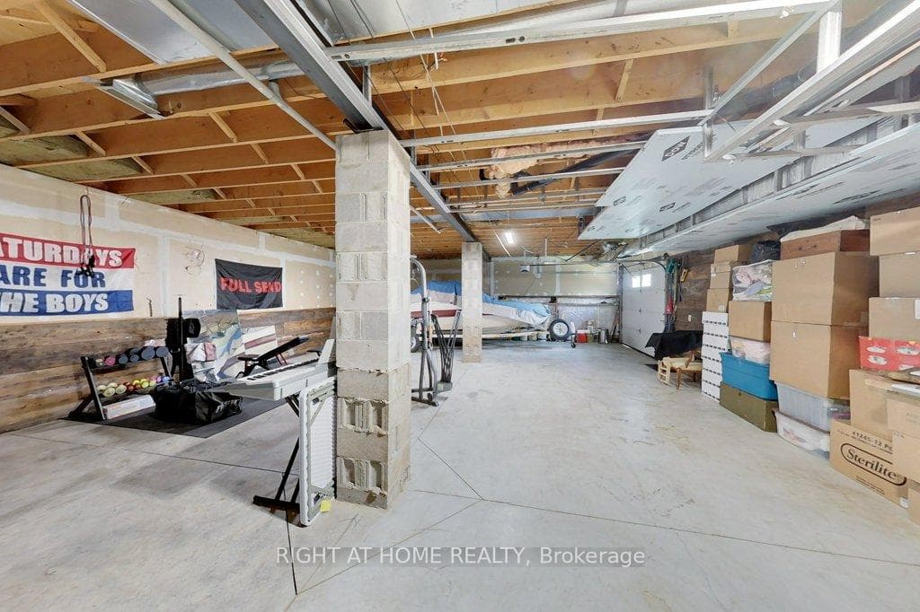 550 Queen Street photo 45