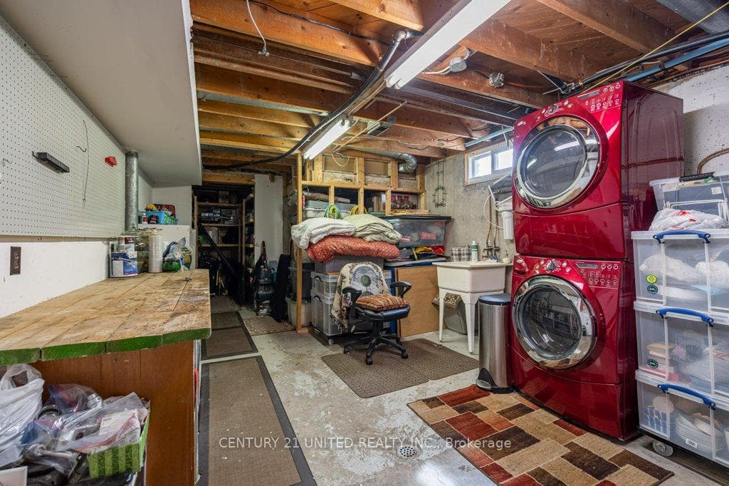 19 Kawartha Drive photo 23