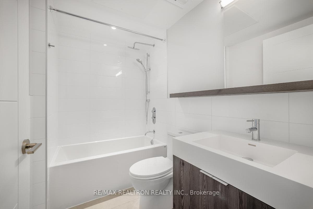 2525 Bathurst Street Unit 805 photo 8