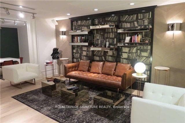 1190 Dundas Street Unit 923 photo 12
