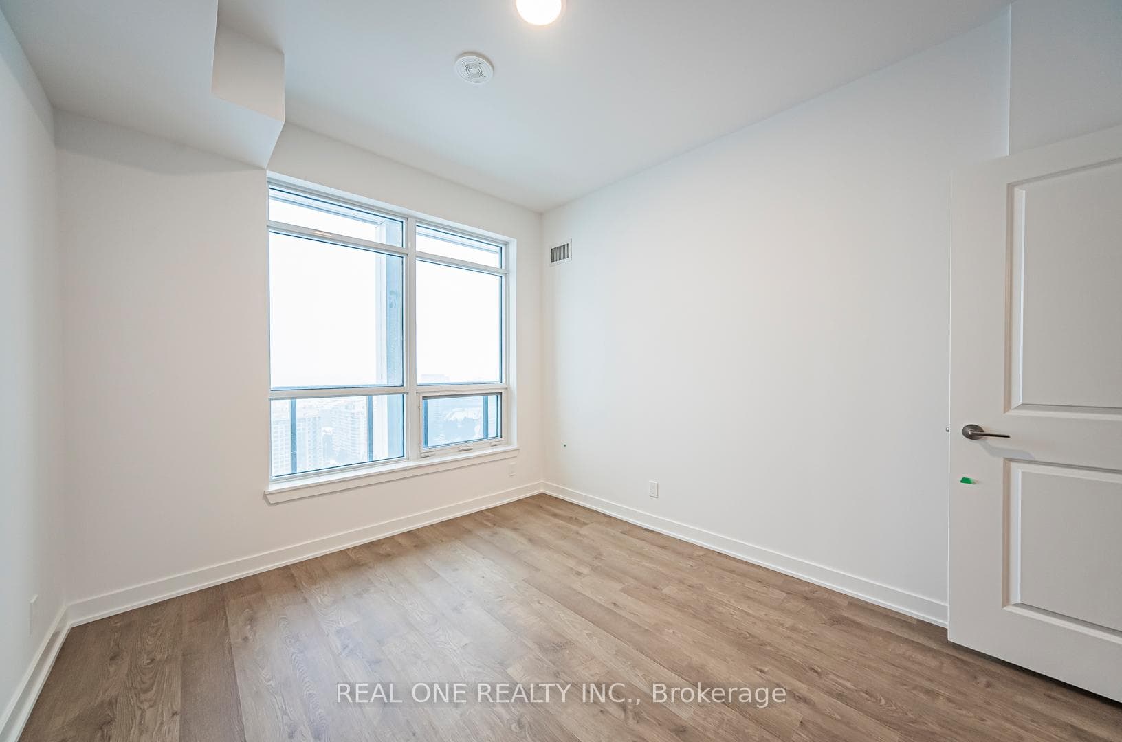 30 Upper Mall Way Unit A2606 photo 24