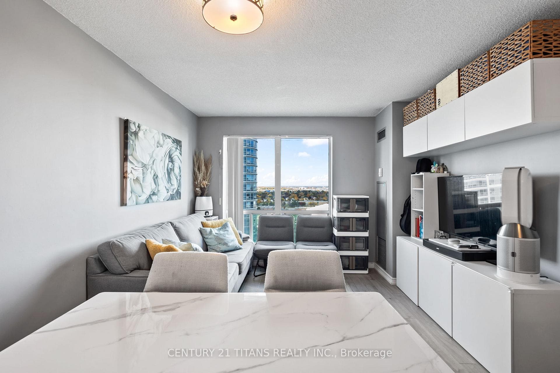1 Lee Centre Drive Unit 1813 photo 17