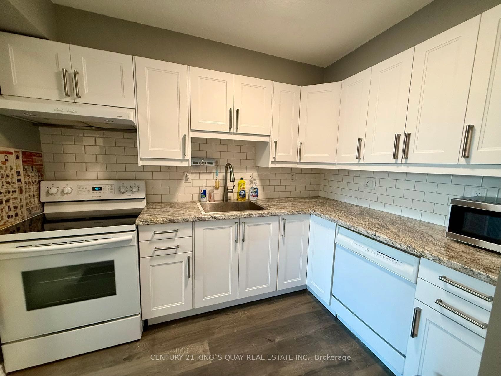 80 Athol Street Unit 405 photo 10
