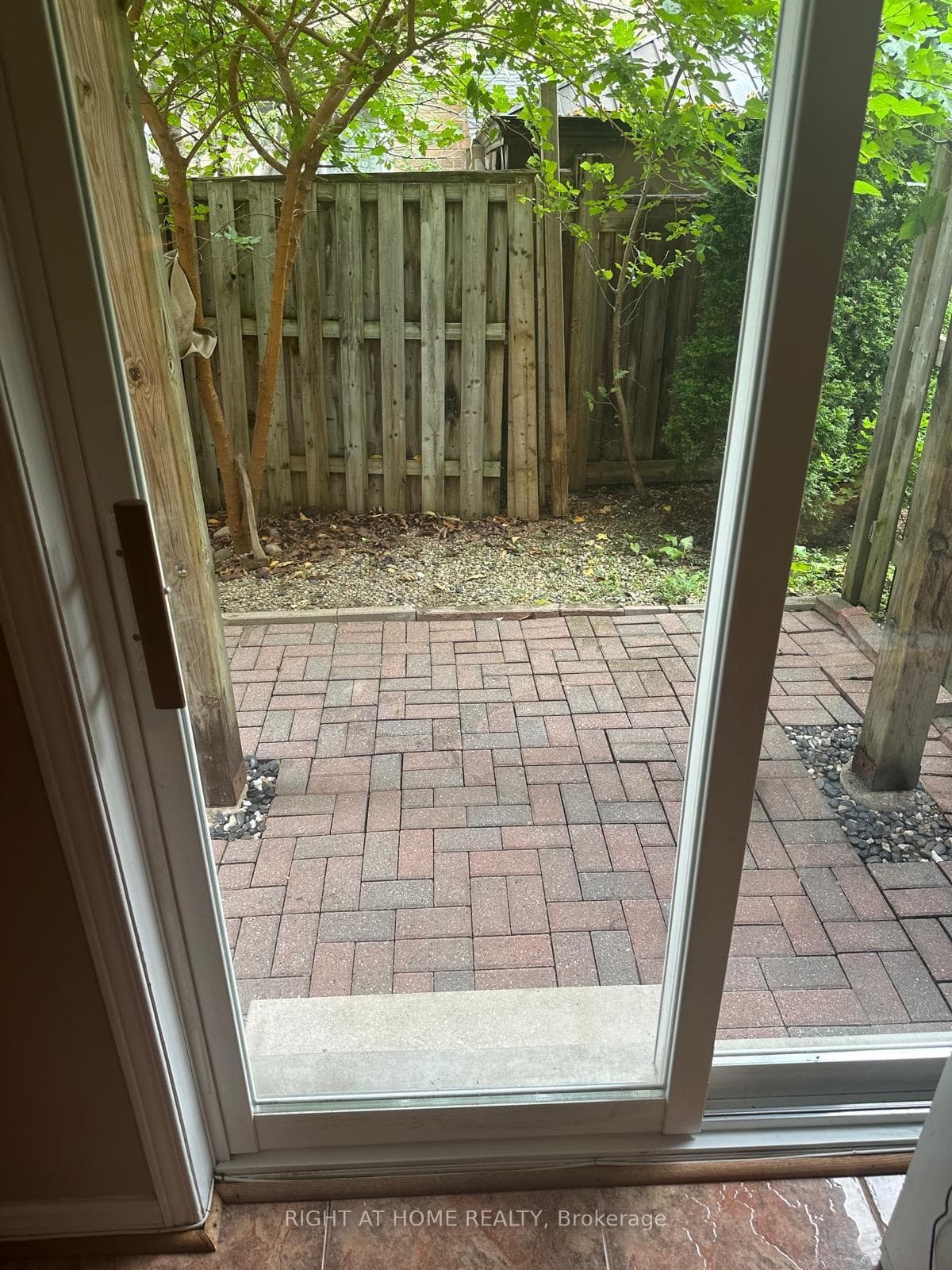 165 fieldstone Drive Unit 3 photo 31