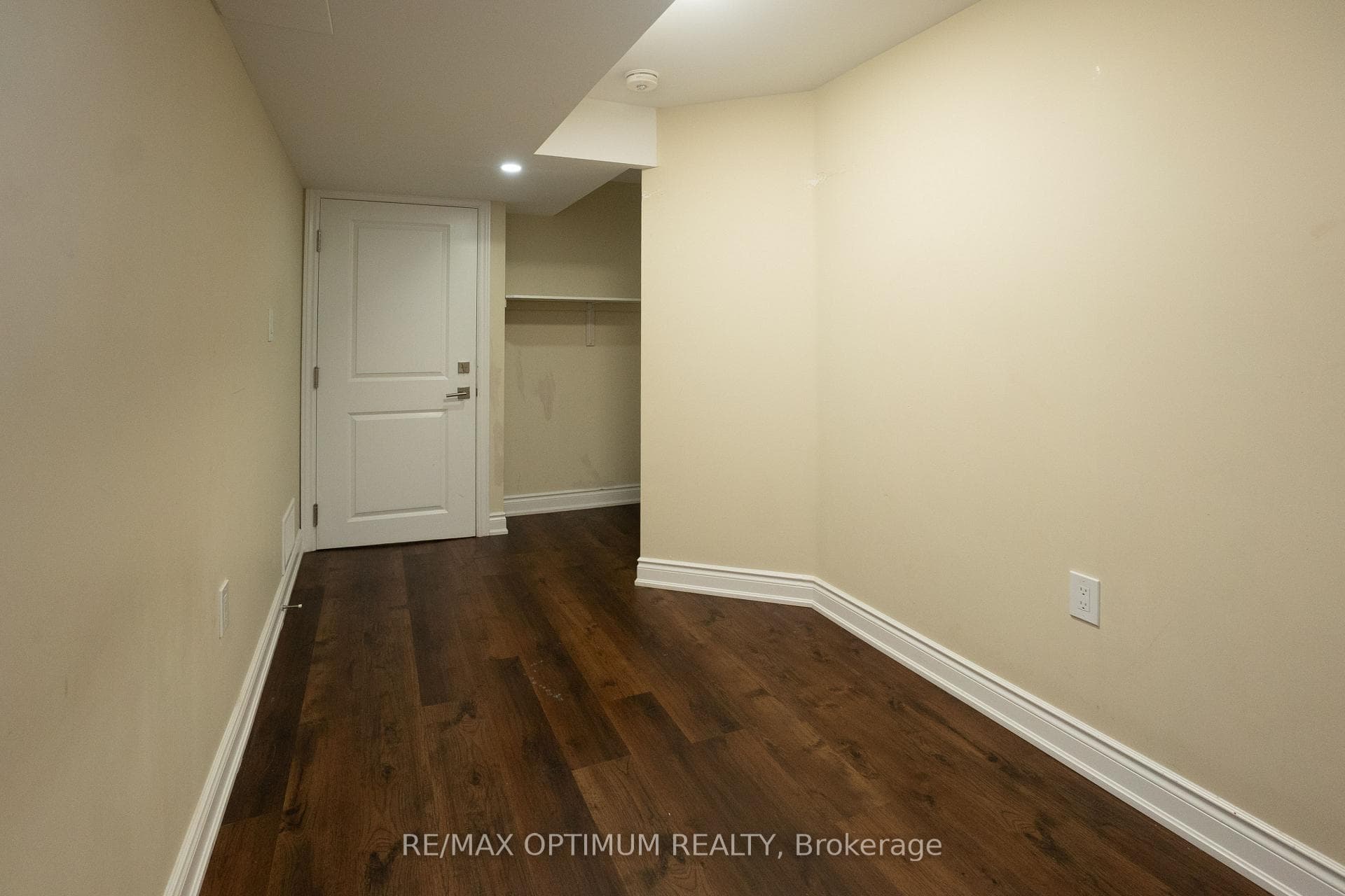 9 Fenchurch Drive Unit Basement photo 16