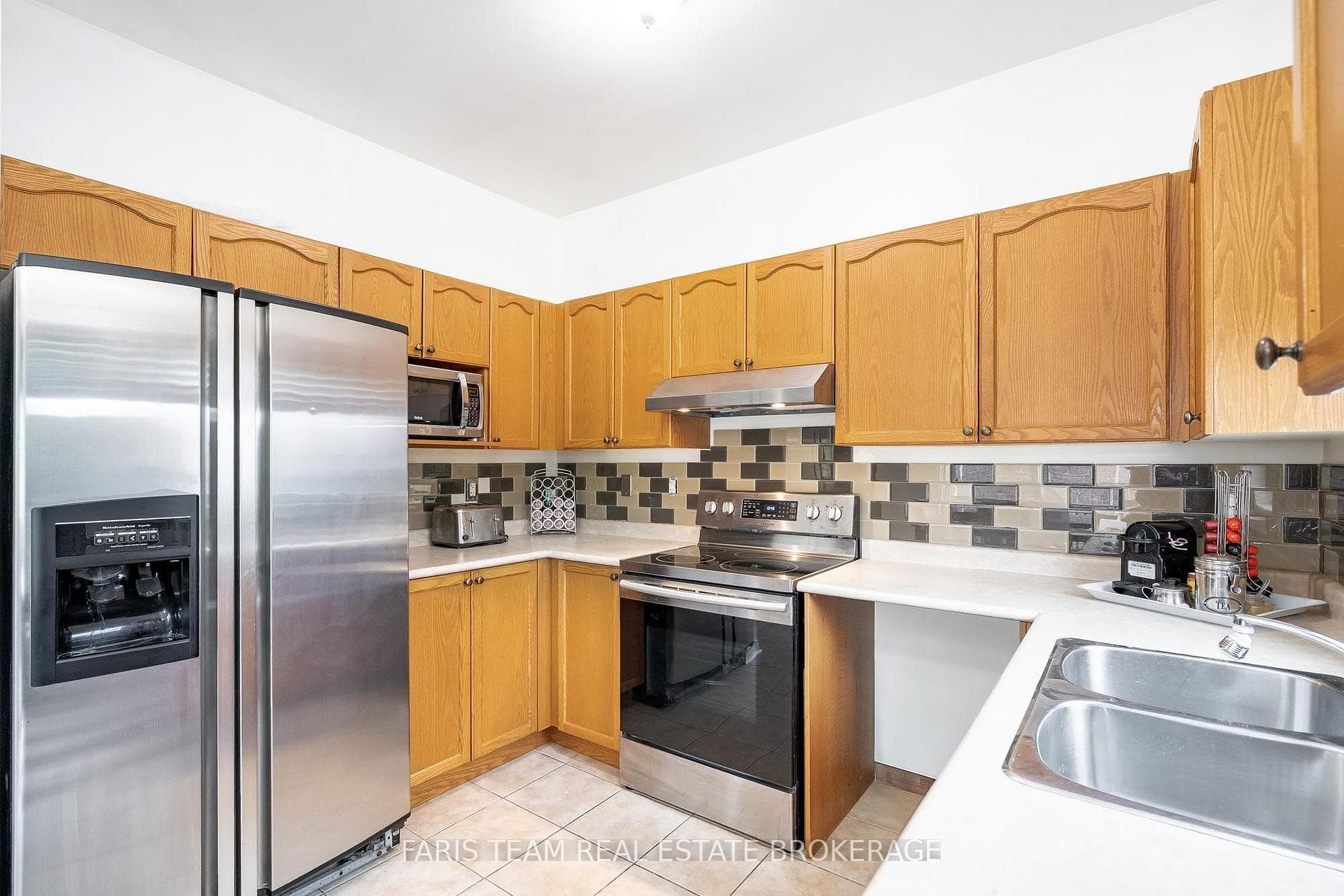 1244 Mary-Lou Street photo 6
