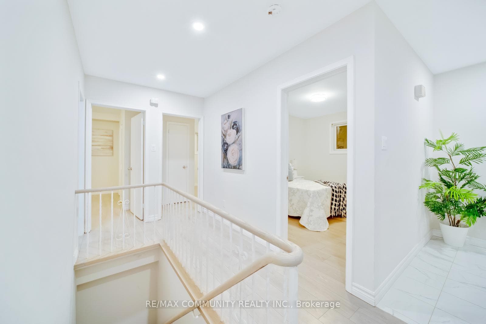 740 Meadowvale Road photo 16