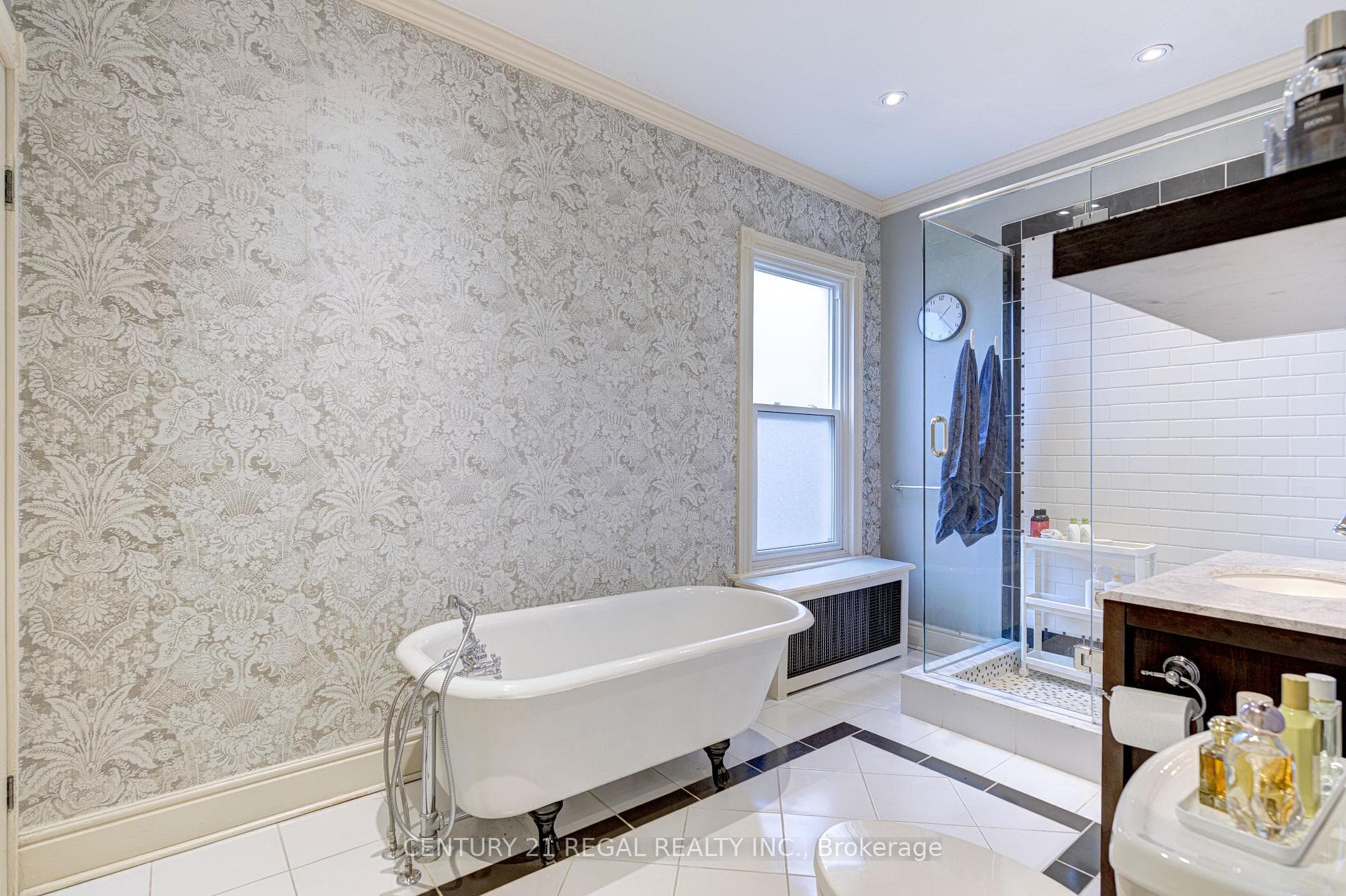 109 Victoria Avenue photo 36