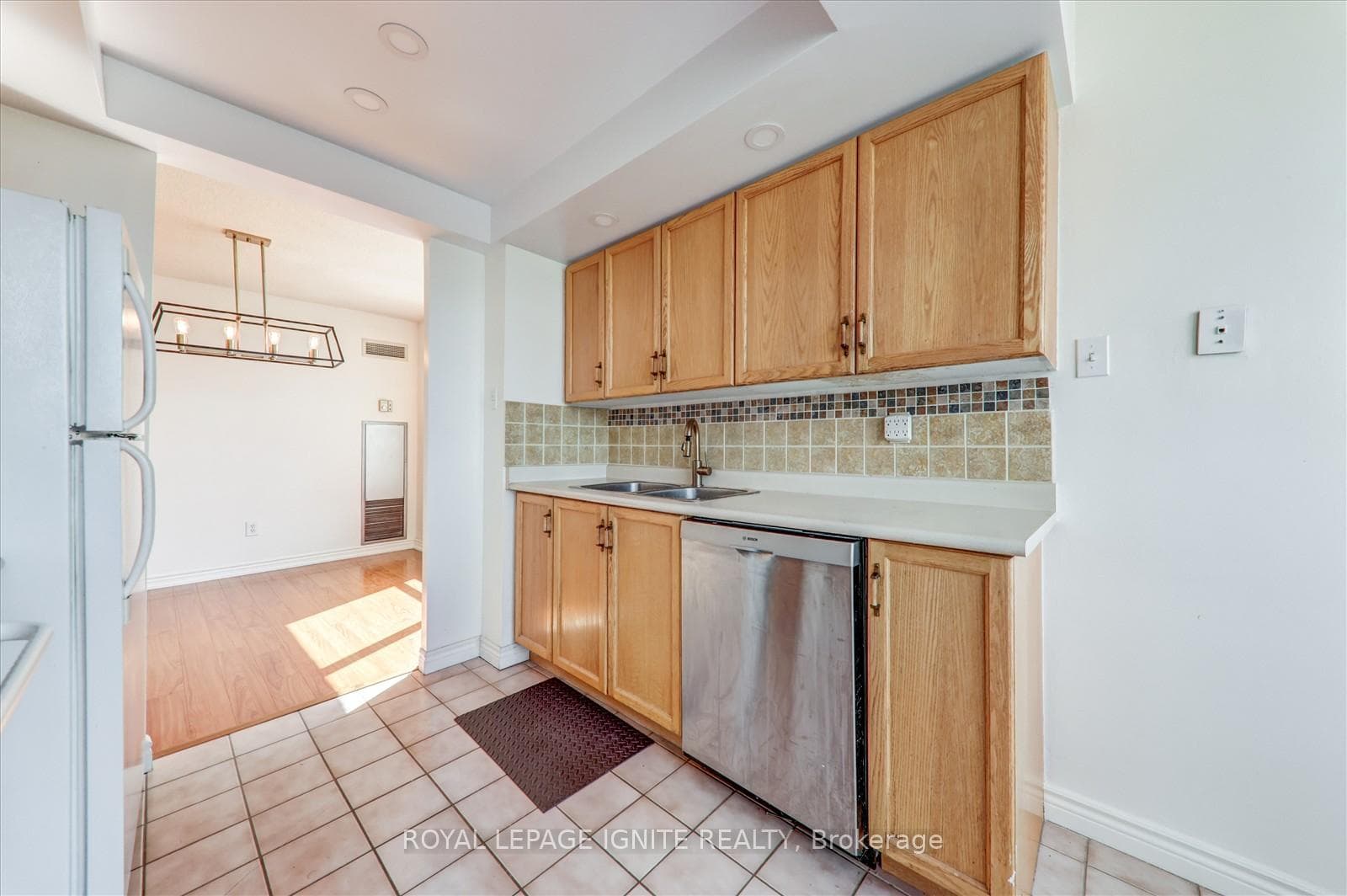 330 Alton Towers Circle Unit 1801 photo 5
